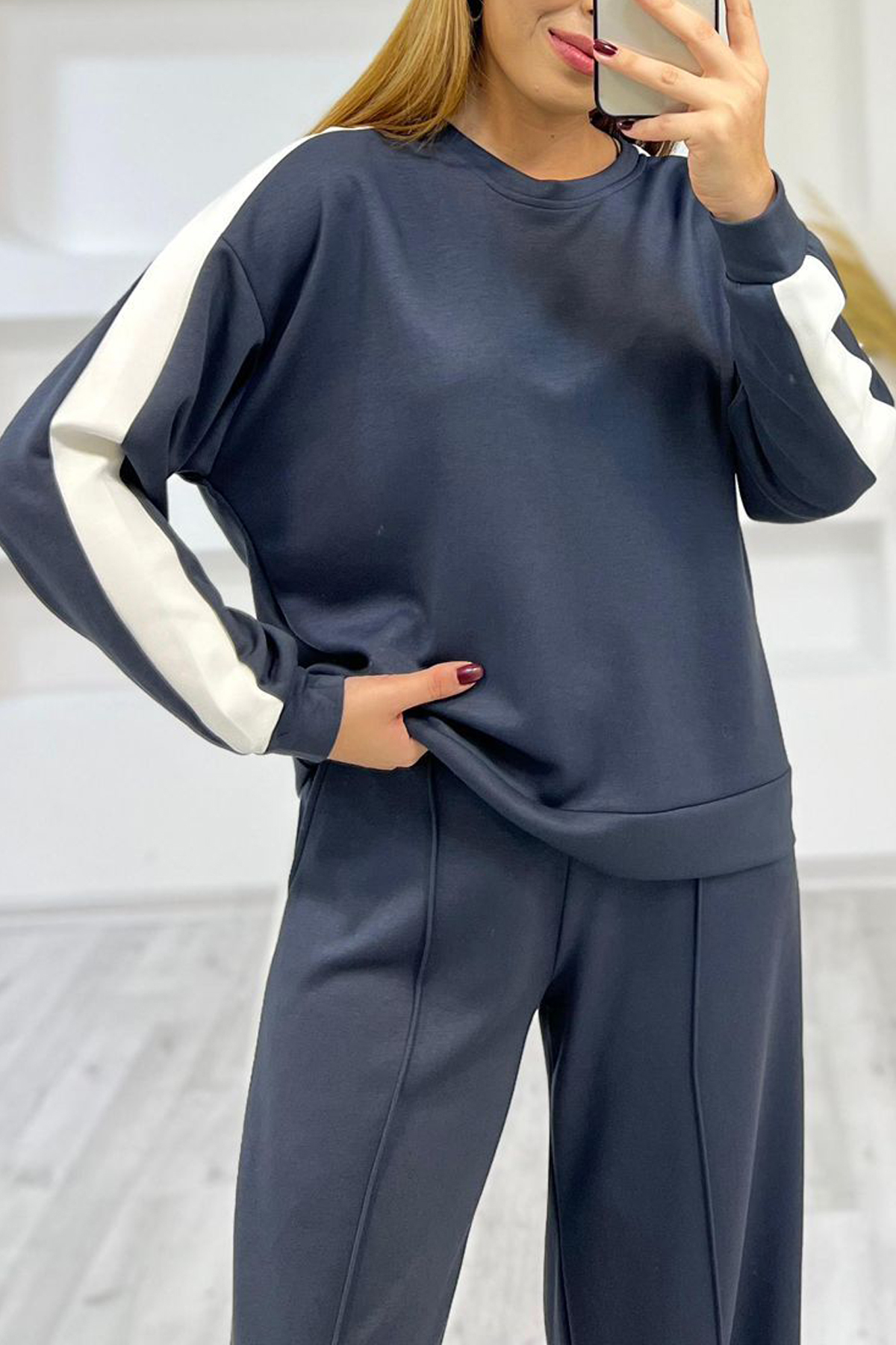 Fiolin Modal Kumaş Yanı Şeritli Eşofman Takımı