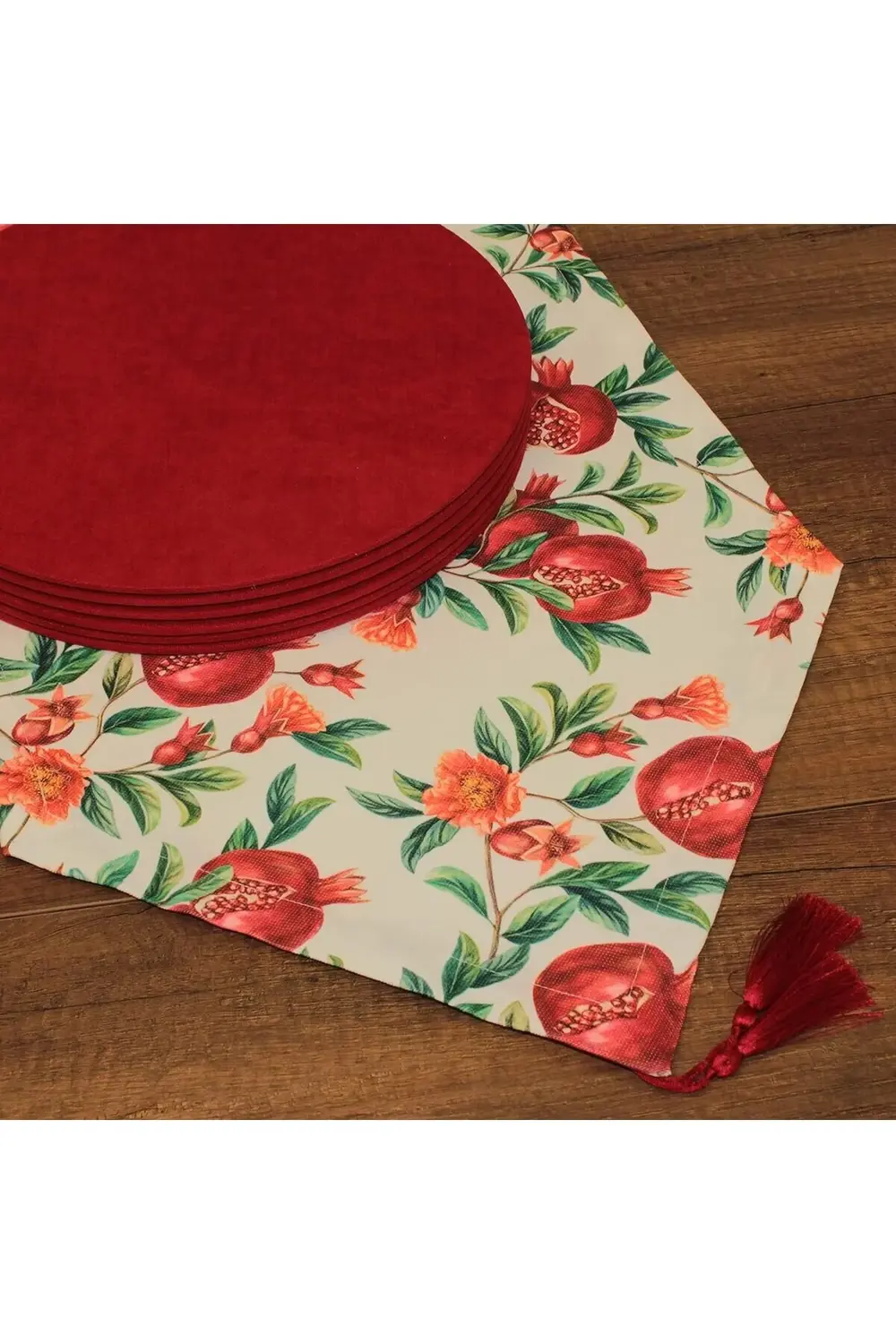 modashine Desenli Beyaz Zemin Arka Plan Baskılı Runner Servis 40x