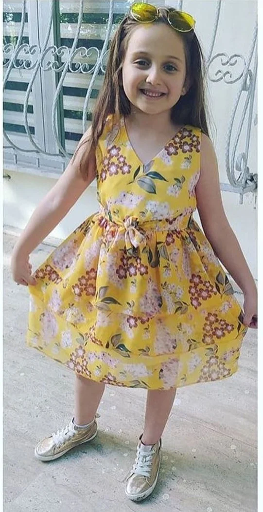 MODAVALS ÇİÇEKLİ BELİ LASTİKLİ ŞİFON KIZ ÇOCUK ELBİSE MODAVALS ÇİÇEKLİ BELİ LASTİKLİ ŞİFON KIZ ÇOCUK ELBİSE