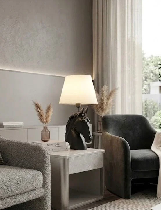 Modern At Abajur Siyah Büst Abajur  Heykel  –  Beyaz Şapka Dekora