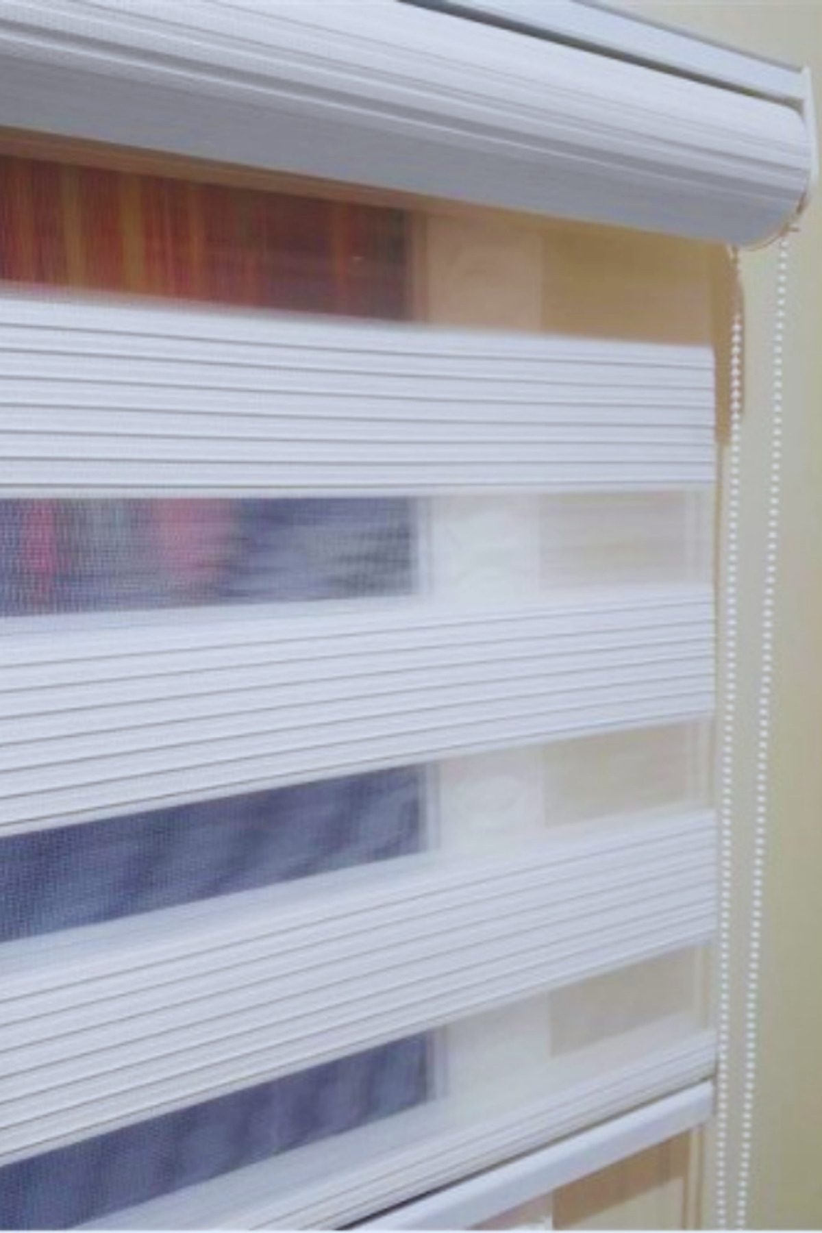 Modern Dar Plise Beyaz Zebra Stor Perde , Alüminyum Kasalı Yüksek