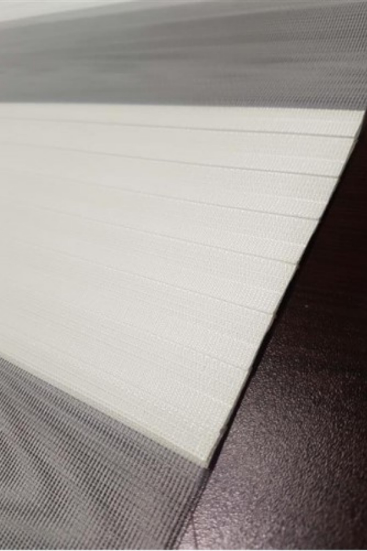 Modern Geniş Pliseli Krem Zebra Stor Perde , Alüminyum Kasalı Yük