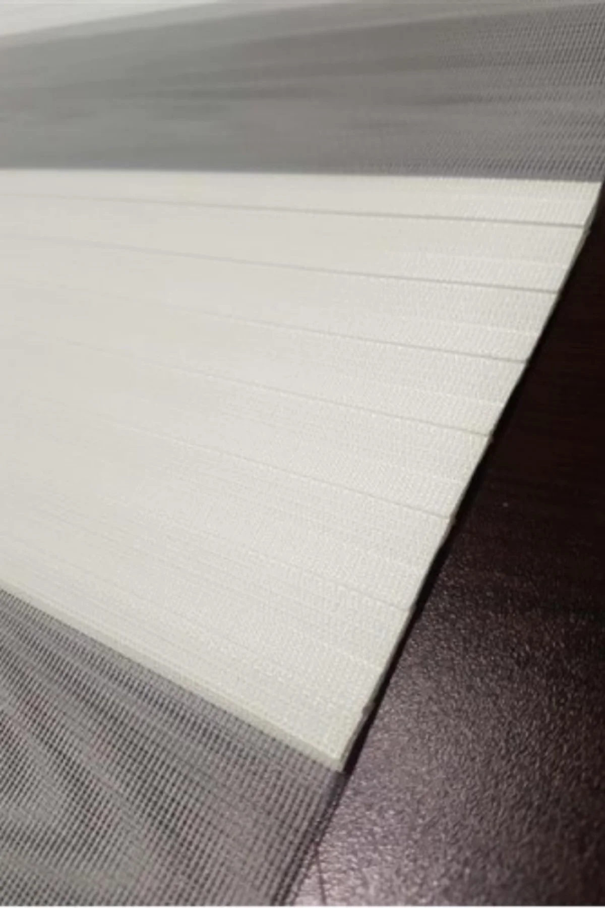 Modern Geniş Pliseli Krem Zebra Stor Perde , Alüminyum Kasalı Yük