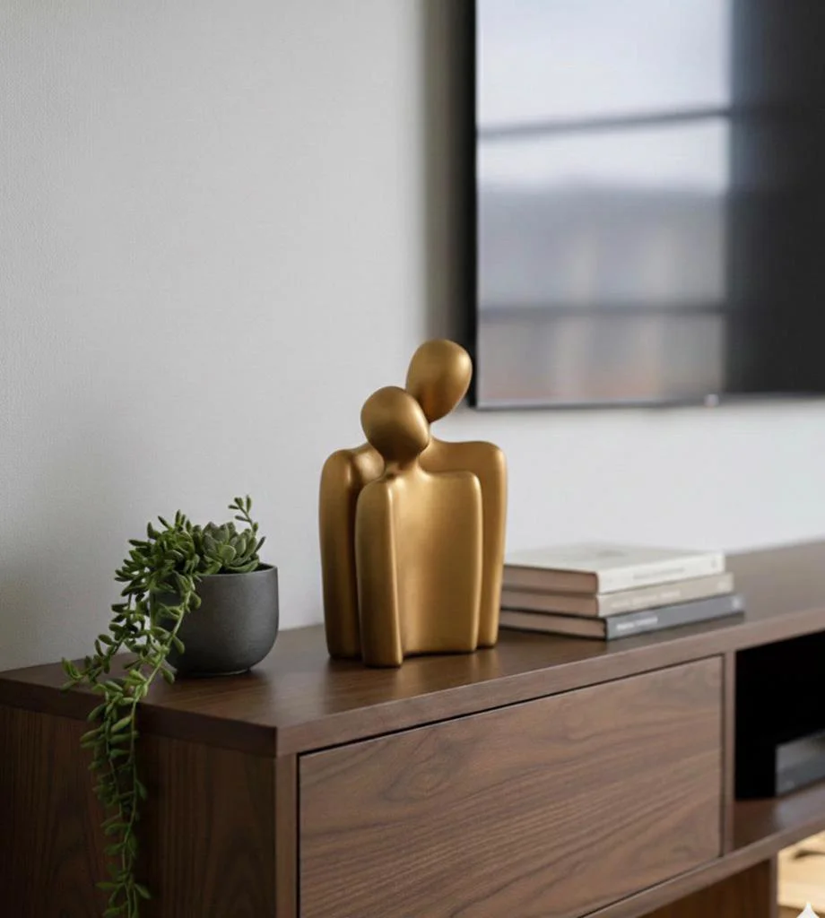 Modern Tasarım 2 Li Soyut Gold Dekoratif Obje - Kucaklaşan Aşıkla
