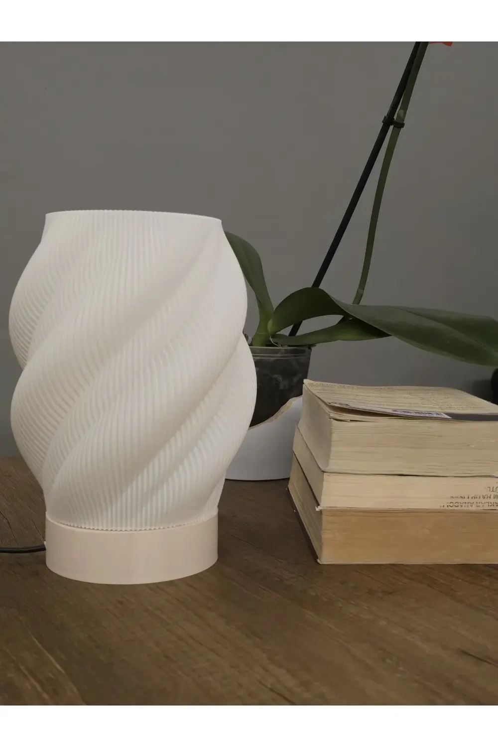 Modern Tasarımlı Şık Abajur Dekoratif Masa Lambası Yatak Odası, S