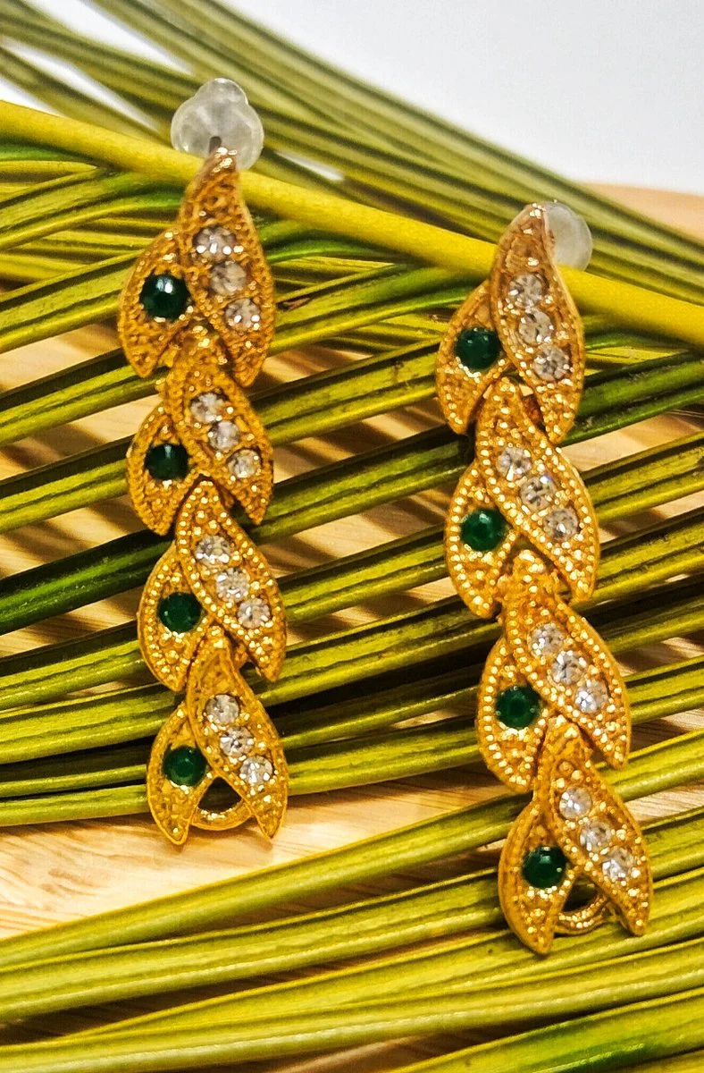 Monalisa Home  Çelik Taşlı Gold Renk Küpe