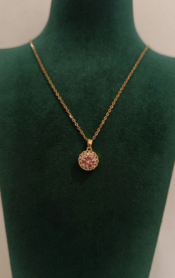 Monalisa Home Gold Renk Pembe Taş Figürlü Gösterişli Kolye