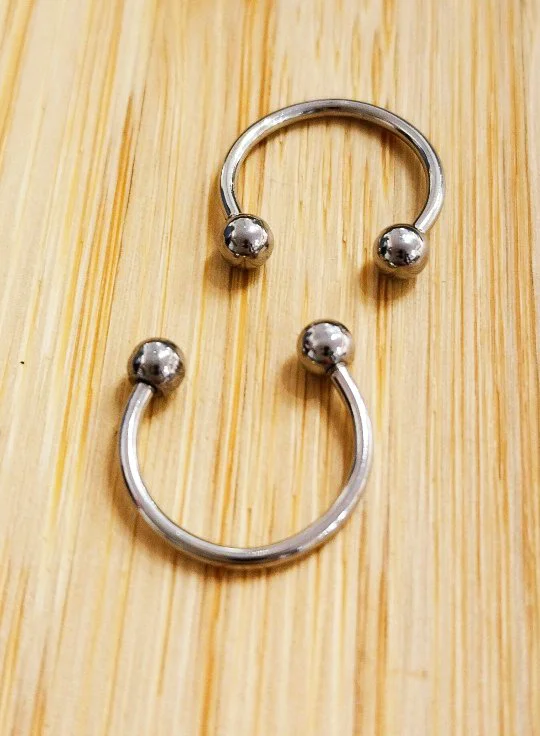 Monalisa Home Gümüş Renk İki Adet  13mm Yarın Ay Pirsing