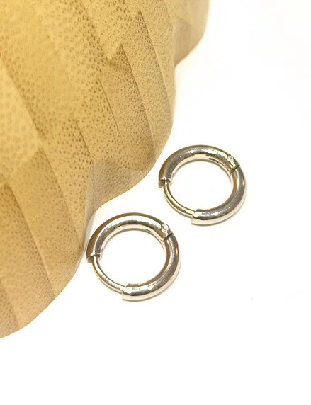 Monalisa Home Gümüş Renk 10mm Çap 1mm Kalınlık Halka Unisex Çelik