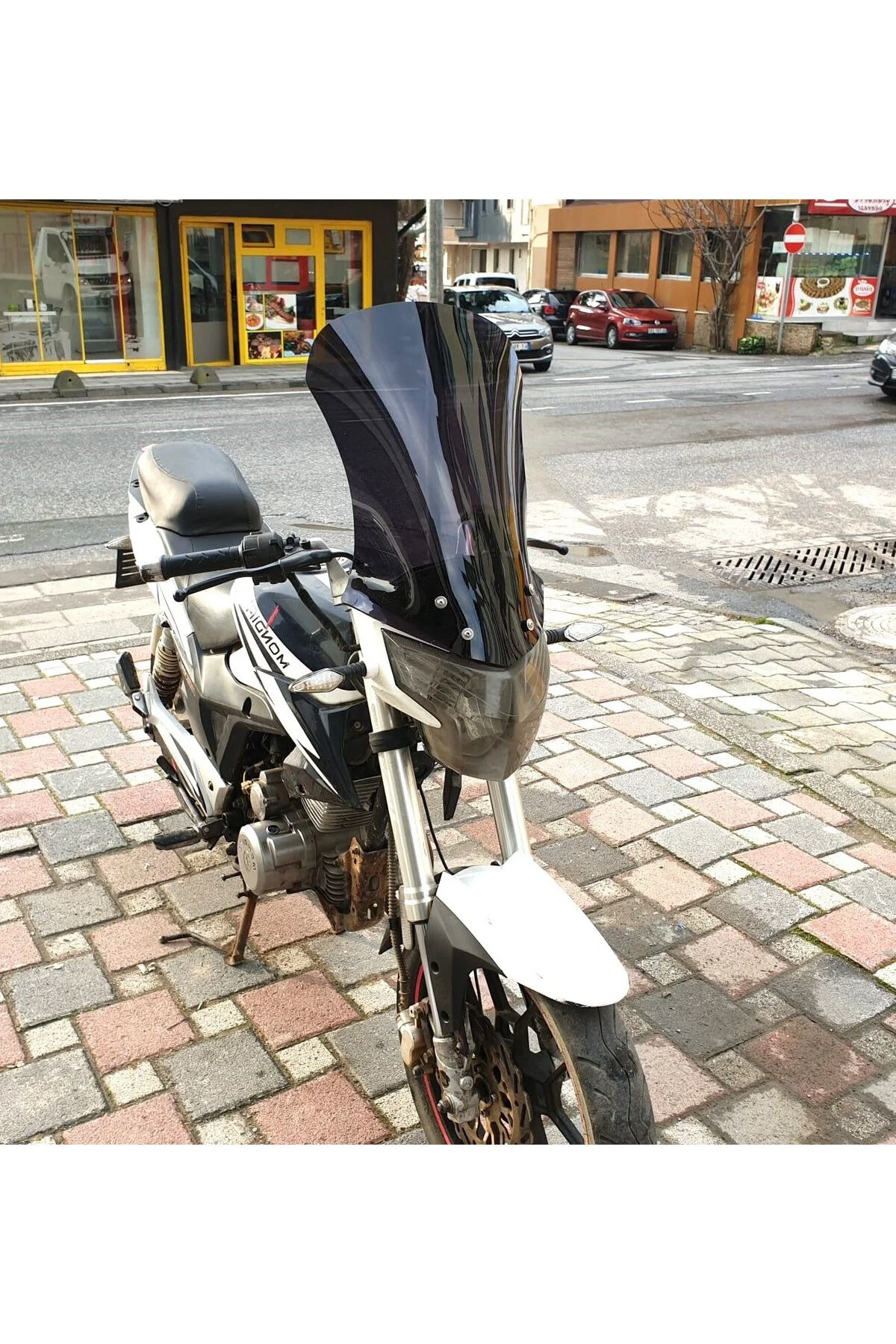 Mondial 180 Z One S Ön Cam 58cm 2014-2022 Model Siyah Renkli