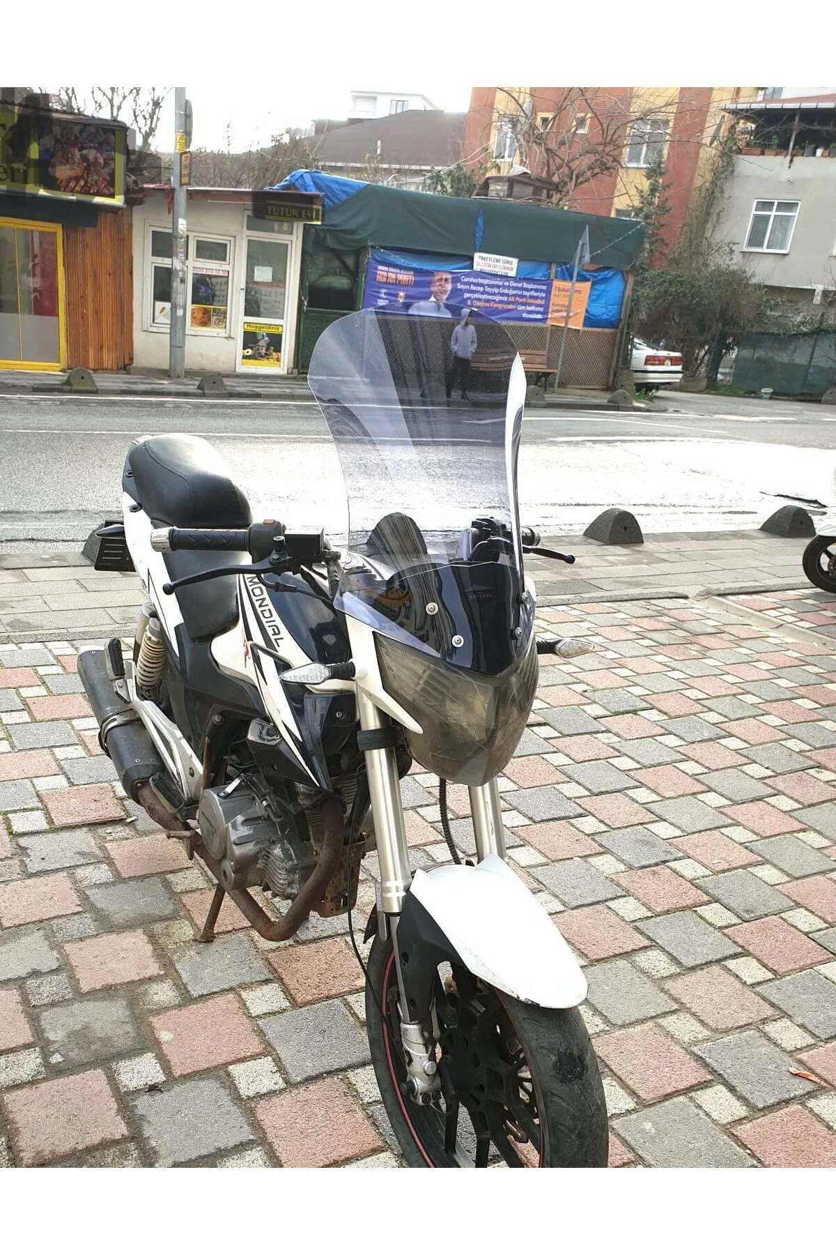 Mondial 180 Z One S Ön Cam 58cm 2014-2022 Model Füme Renkli