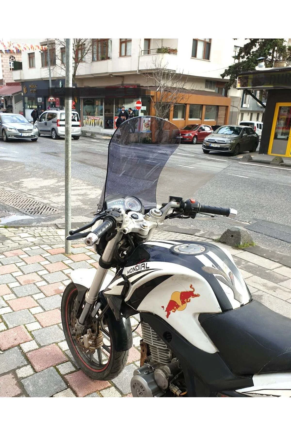 Mondial 180 Z One S Ön Cam 58cm 2014-2022 Model Füme Renkli