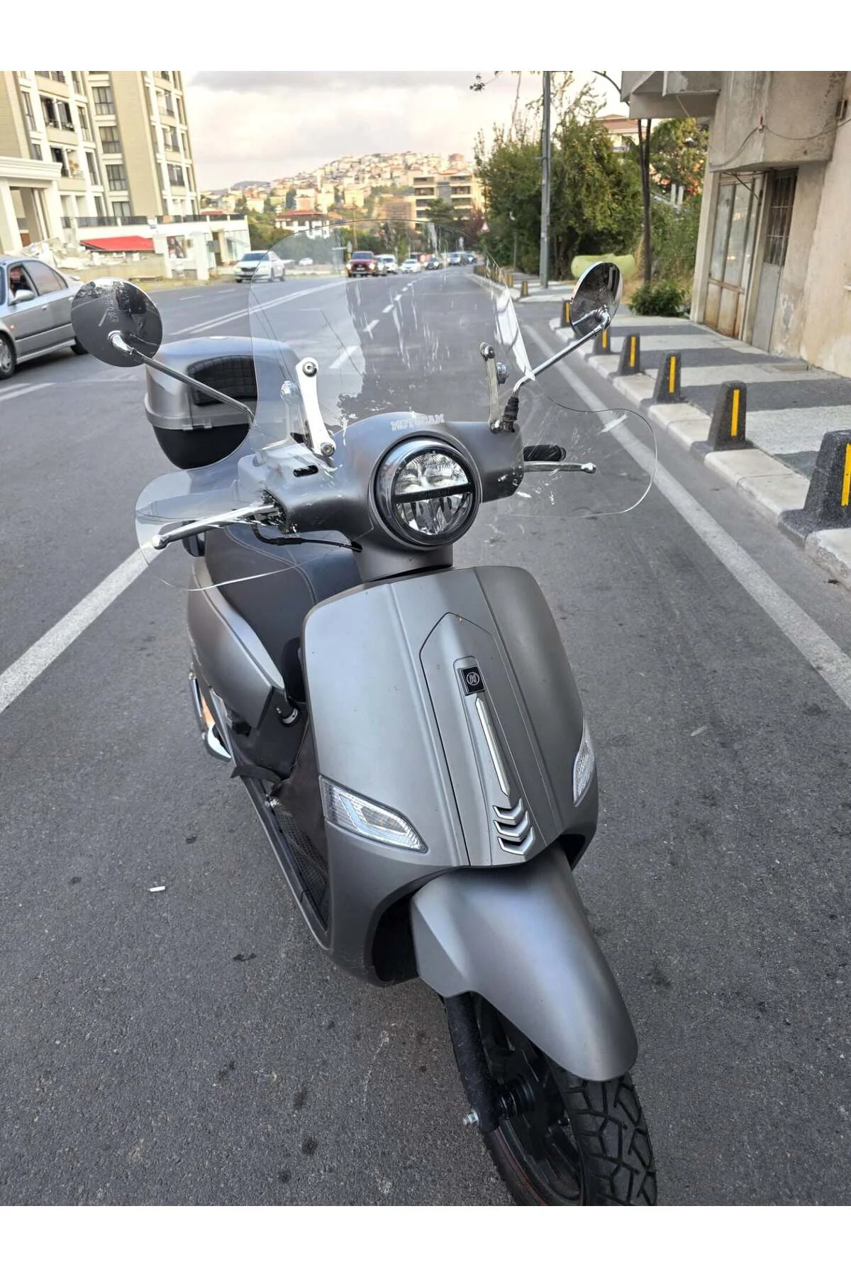 Mondial Exon 125 Ön Cam 2023-2026 Model 39cm Şeffaf Renkli 4mm El