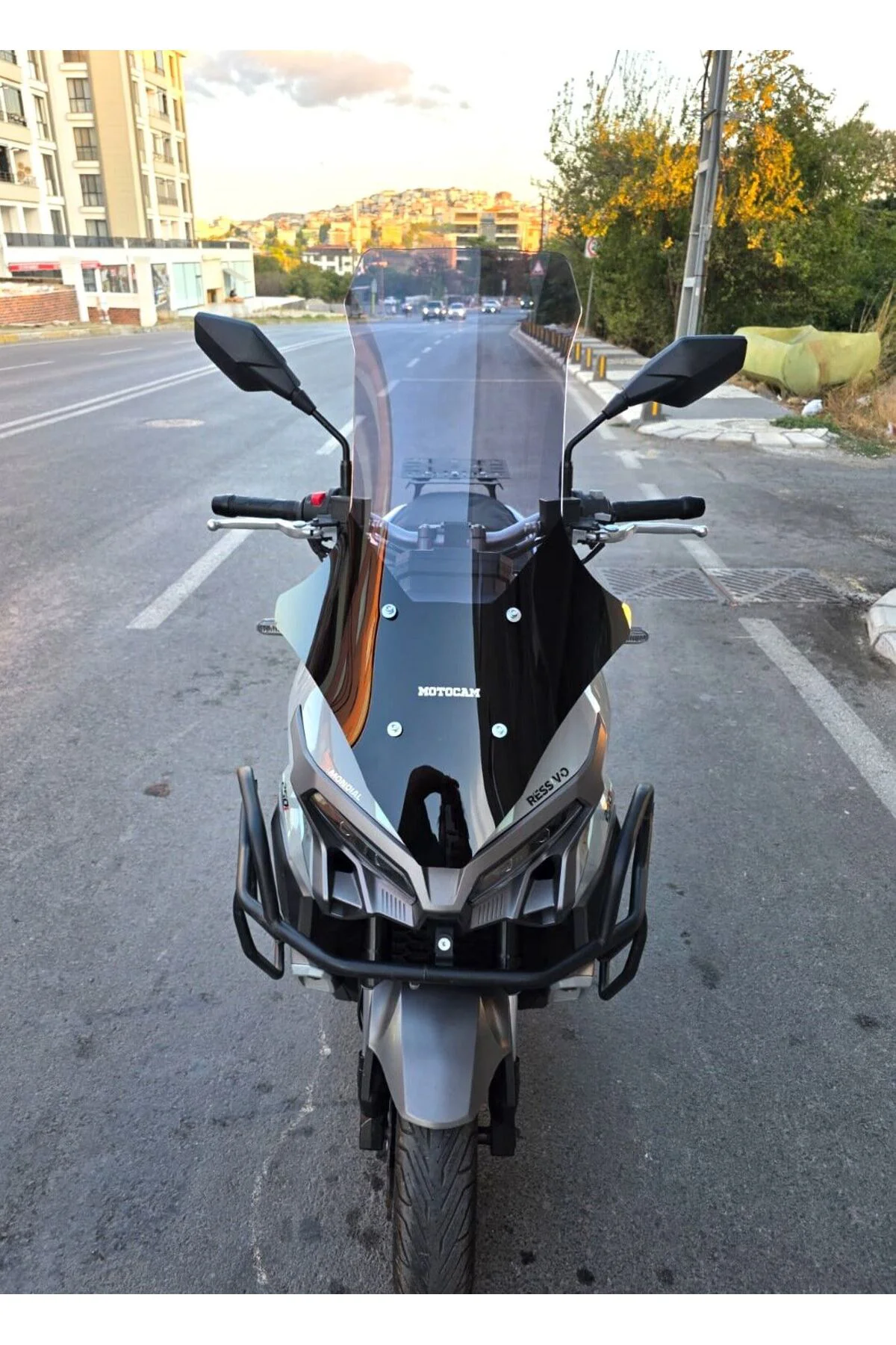 Mondial Ressivo 250 Ön Cam 2023-2026 Model 78cm Füme Renkli 4mm