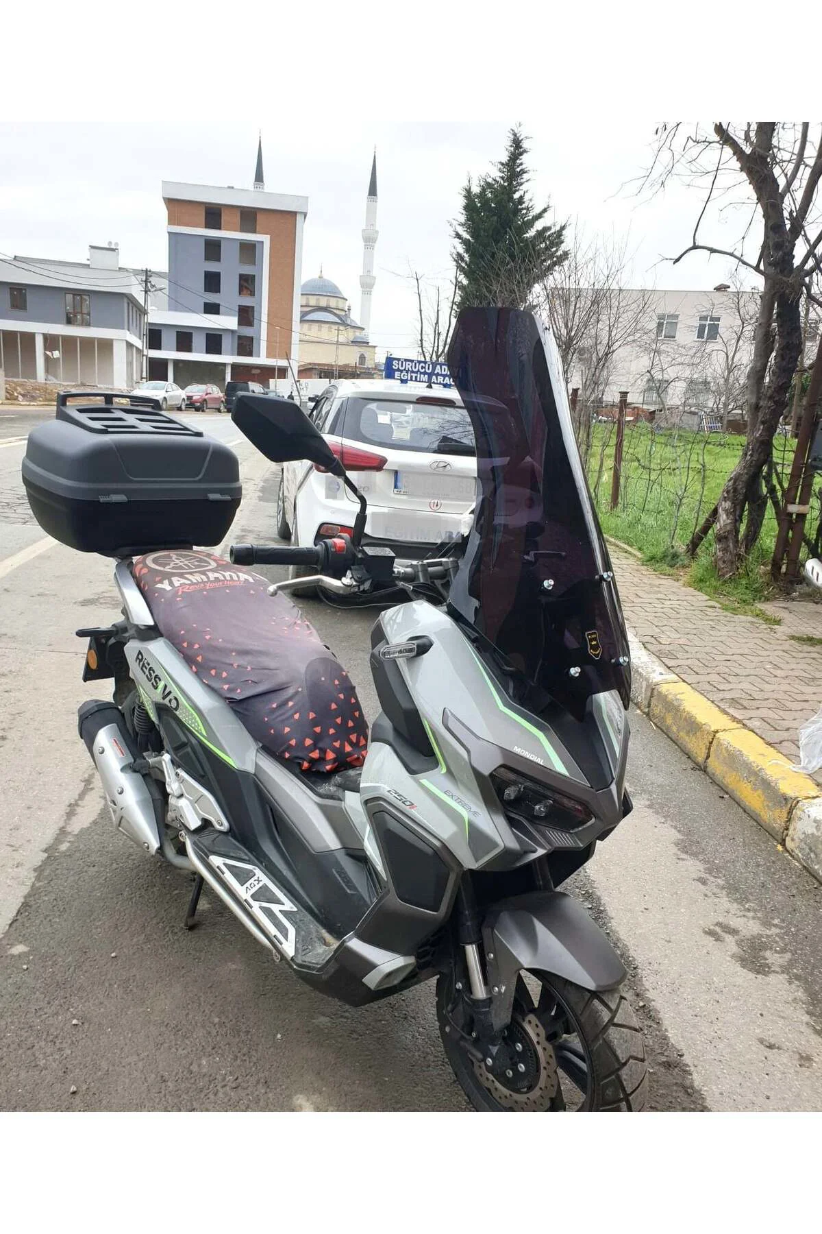 Mondial Ressivo 250 Ön Cam 2023-2026 Model 75cm Siyah Renkli 4mm 