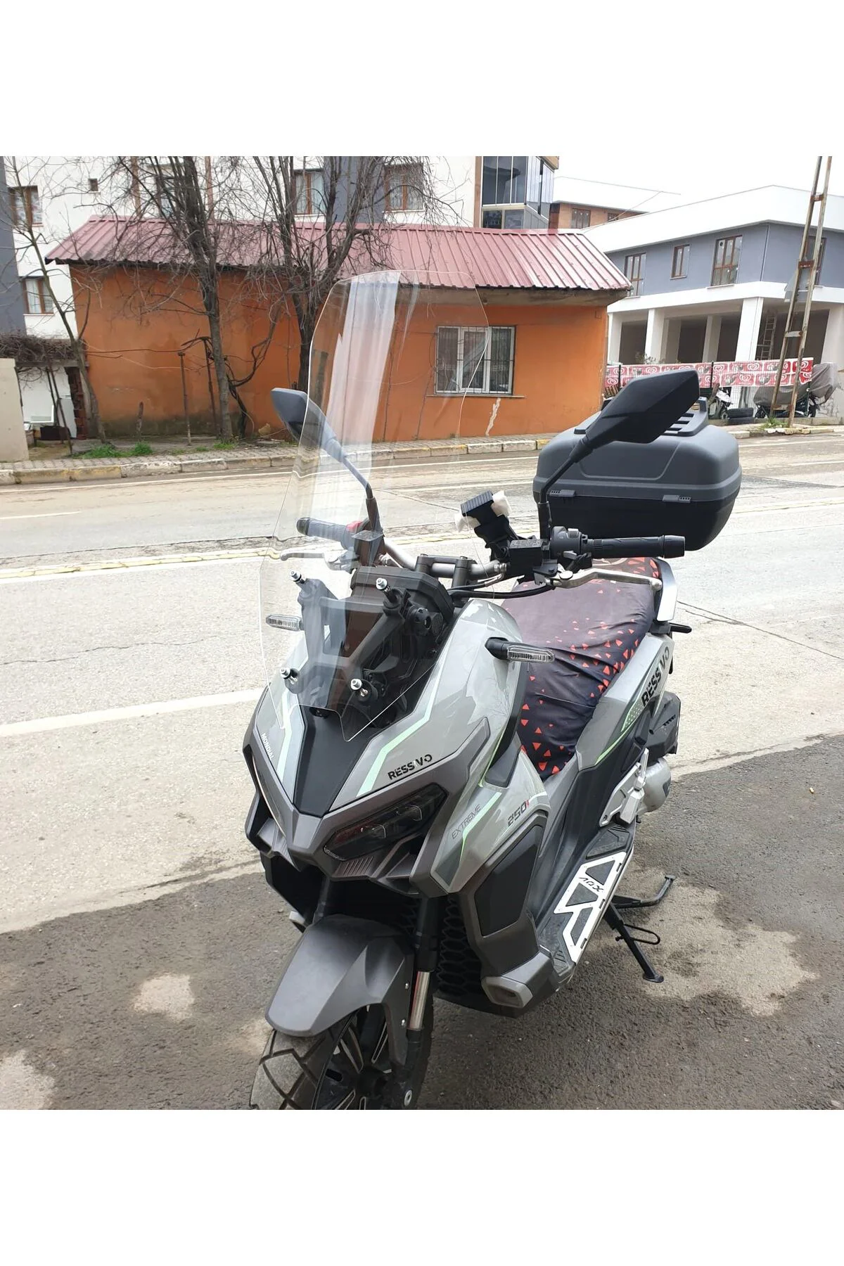 Mondial Ressivo 250 Ön Cam 2023-2026 Model 68cm Şeffaf Renkli 4mm