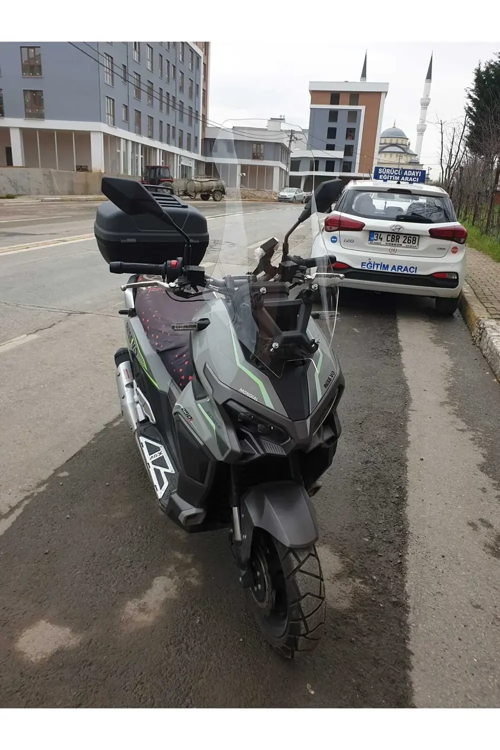 Mondial Ressivo 250 Siperlik Ön Cam 2023-2025 Model Uyumlu  57cm