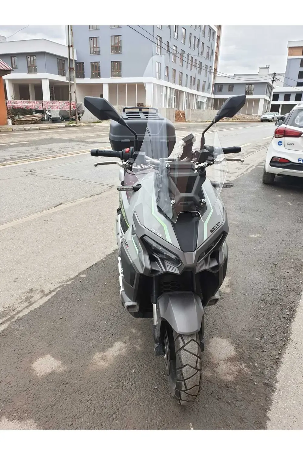 Mondial Ressivo 250 Siperlik Ön Cam 2023-2025 Model Uyumlu  57cm