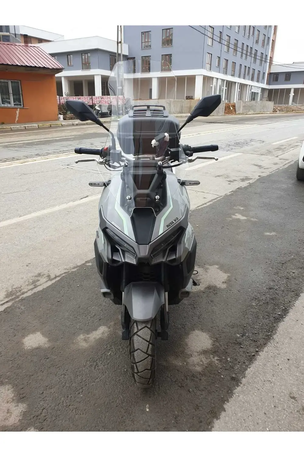 Mondial Ressivo 250 Siperlik Ön Cam 2023-2025 Model Uyumlu  57cm