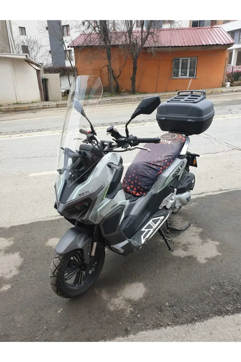 Mondial Ressivo 250 Siperlik Ön Cam 2023-2025 Model Uyumlu  57cm