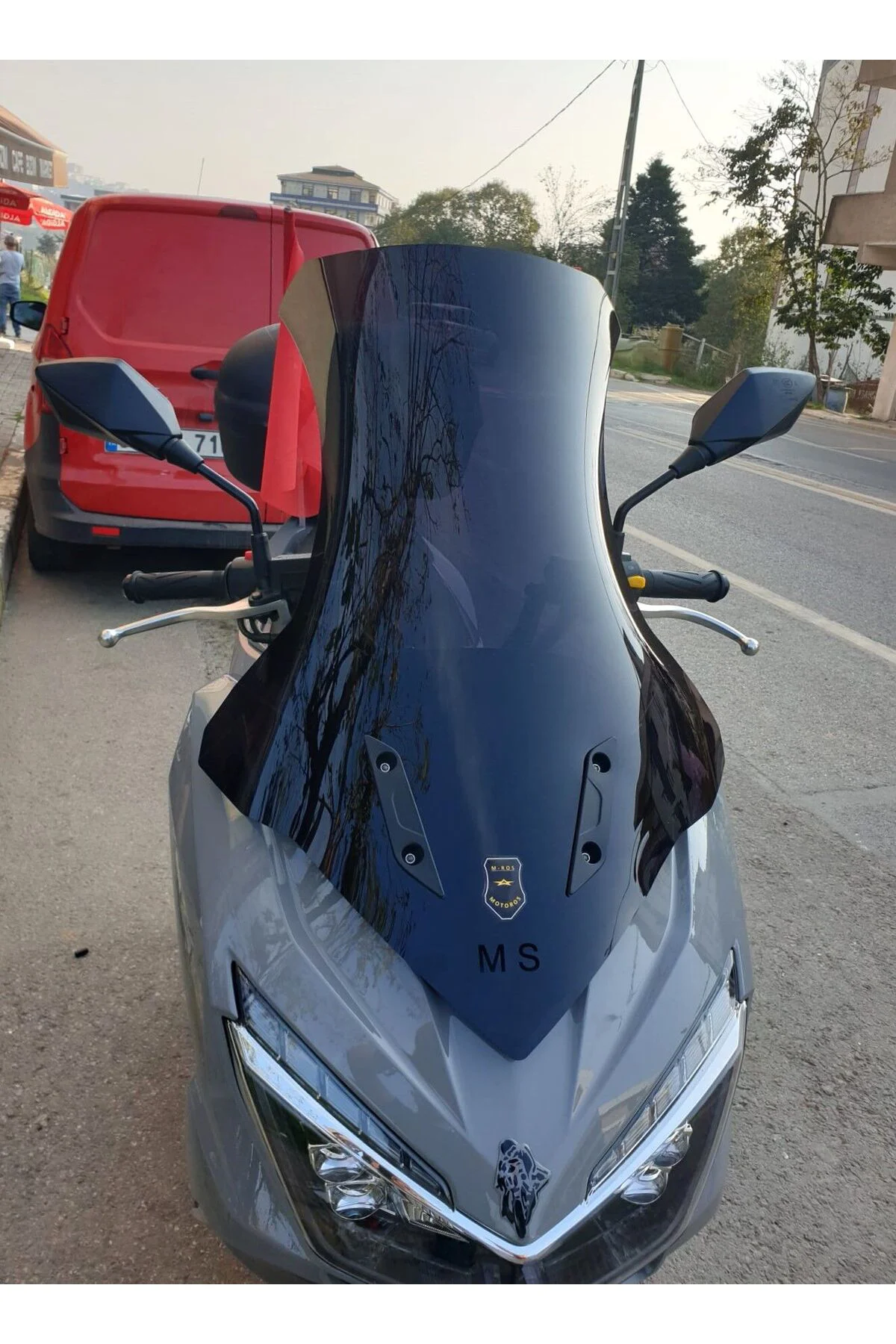 Mondial Strada 125 Ön Cam 2023-2026 Model 75cm Siyah Renkli 4mm U