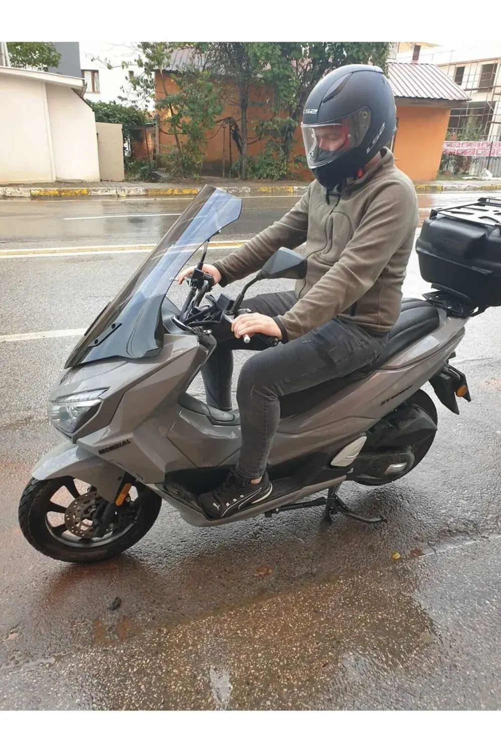 Mondial Strada 125 Ön Cam 2023-2025 Model 75cm Füme Renkli 4mm UZ