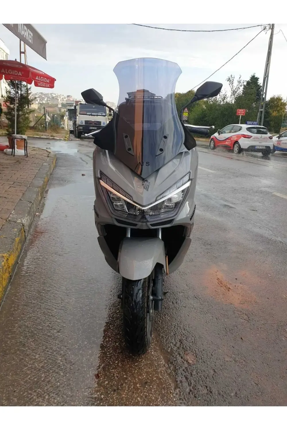 Mondial Strada 125 Ön Cam 2023-2025 Model 75cm Füme Renkli 4mm UZ