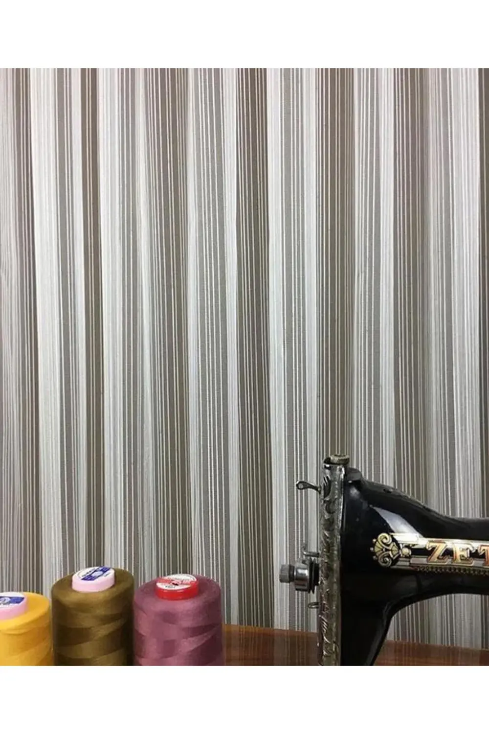 Montiago Modern Zincir Çizgili, Eteği Kurşunlu Yüksek Kaliteli Tü