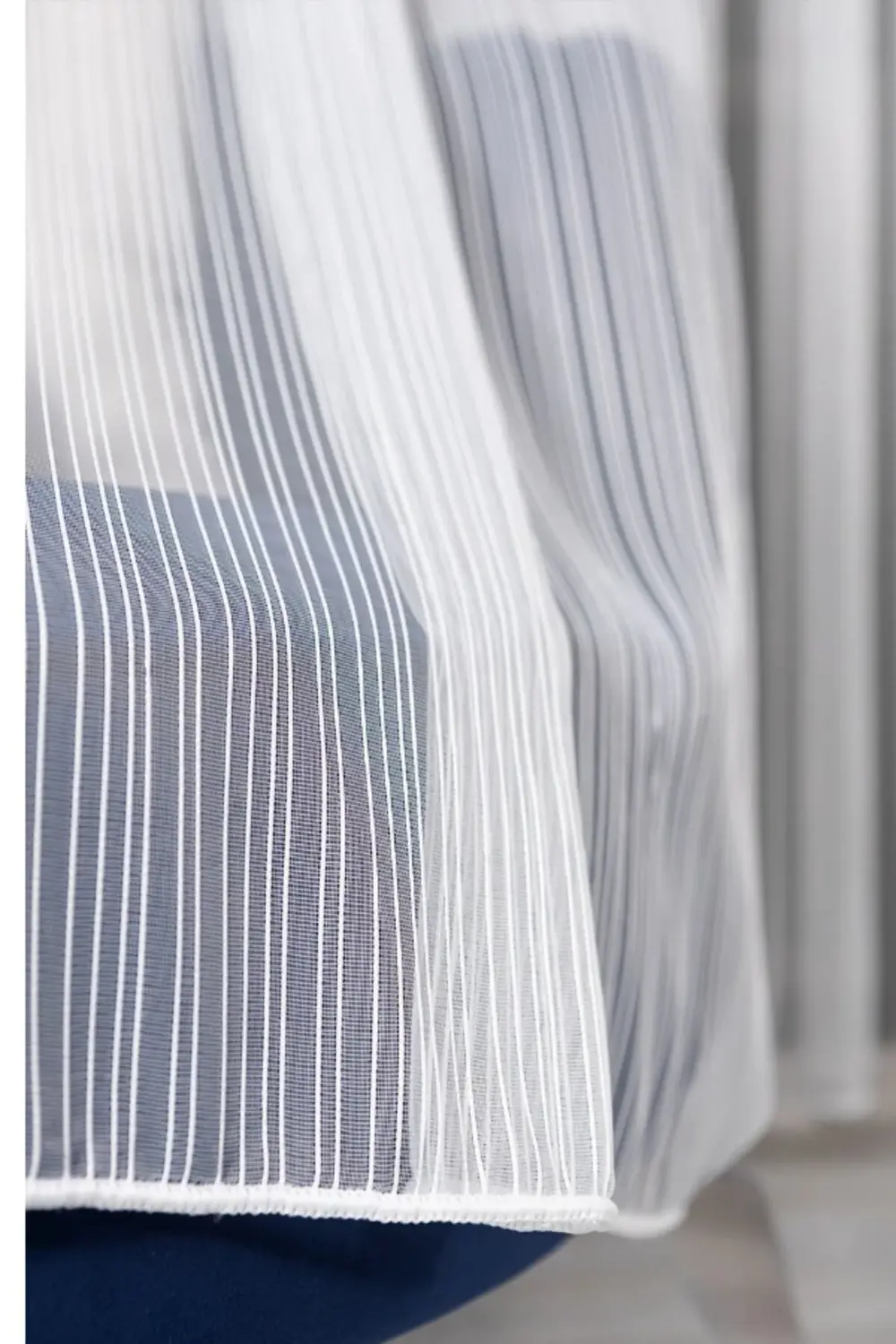 Montiago Modern Zincir Çizgili, Eteği Kurşunlu Yüksek Kaliteli Tü