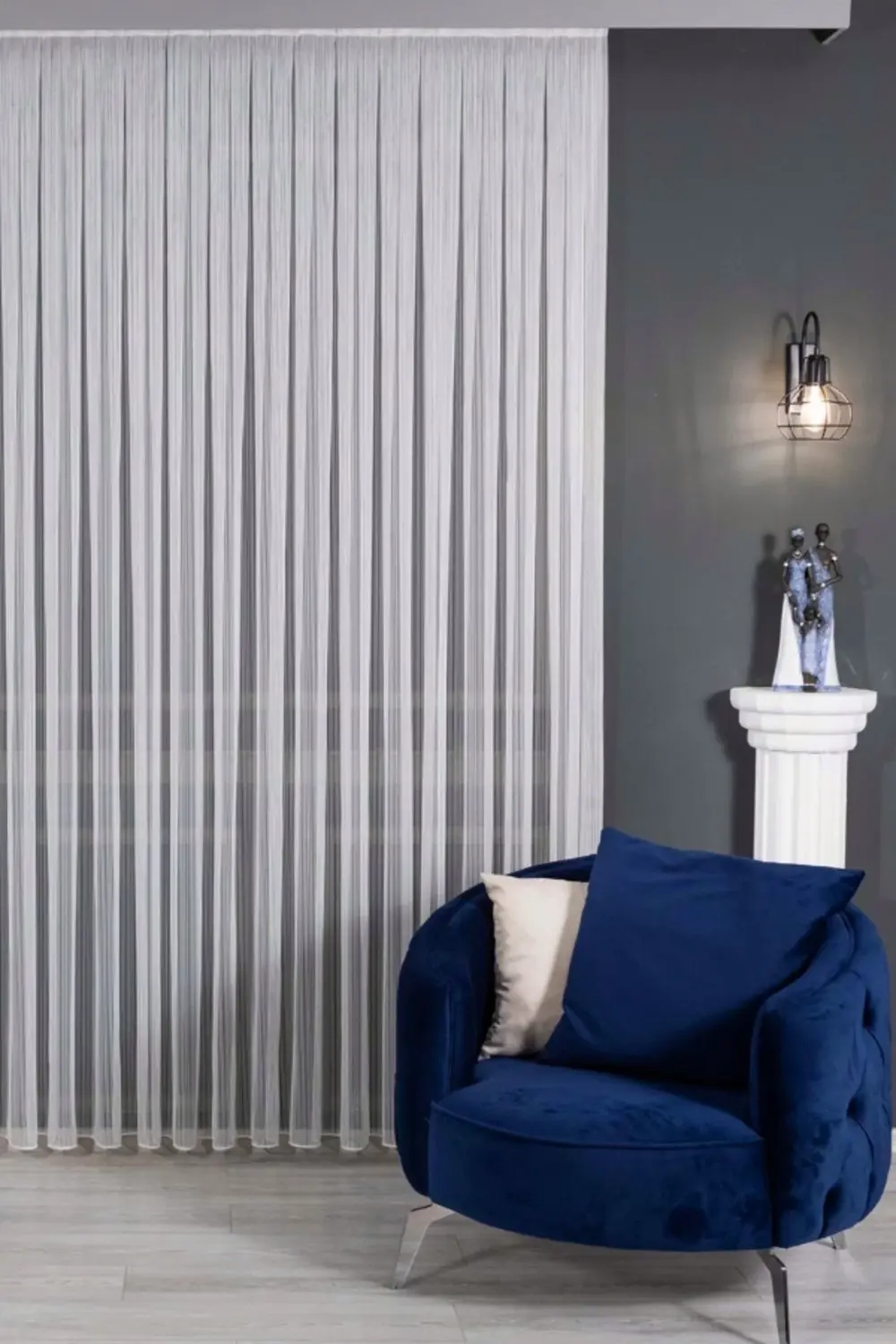 Montiago Modern Zincir Çizgili, Eteği Kurşunlu Yüksek Kaliteli Tü