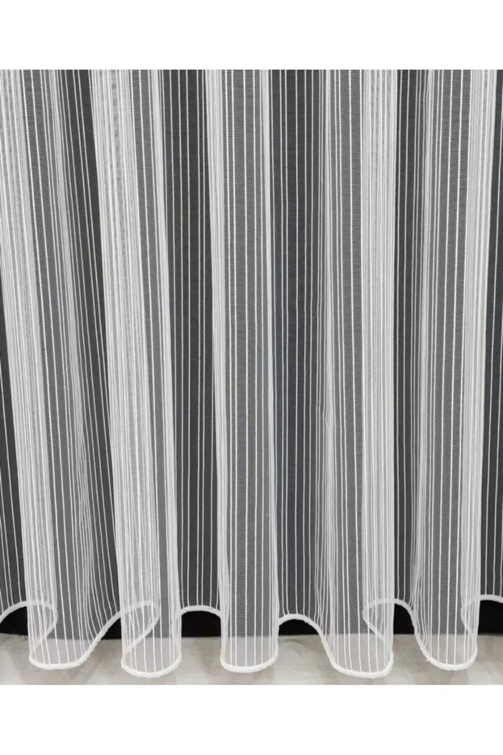 Montiago Modern Zincir Çizgili, Eteği Kurşunlu Yüksek Kaliteli Tü