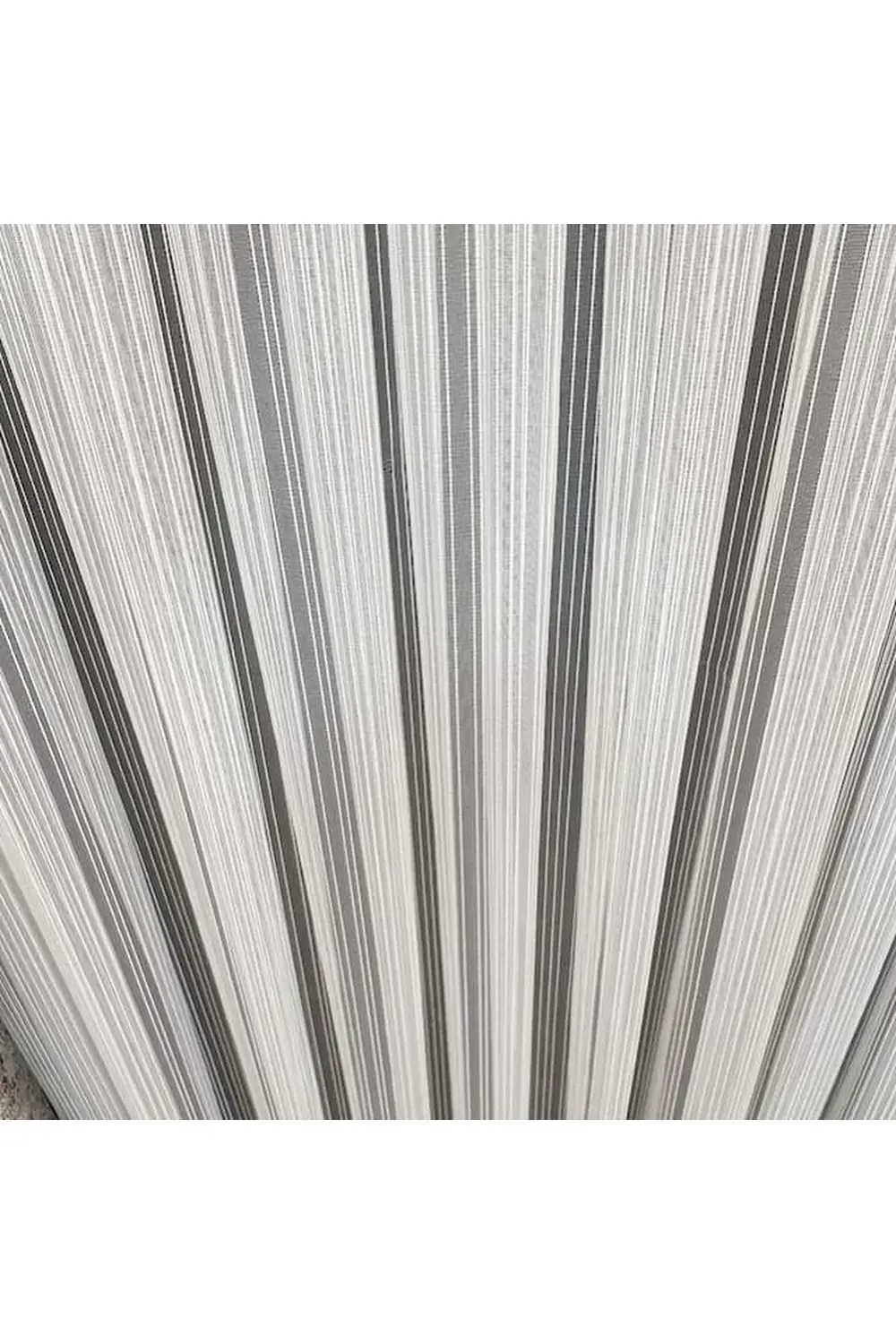 Montiago Modern Zincir Çizgili, Eteği Kurşunlu Yüksek Kaliteli Tü