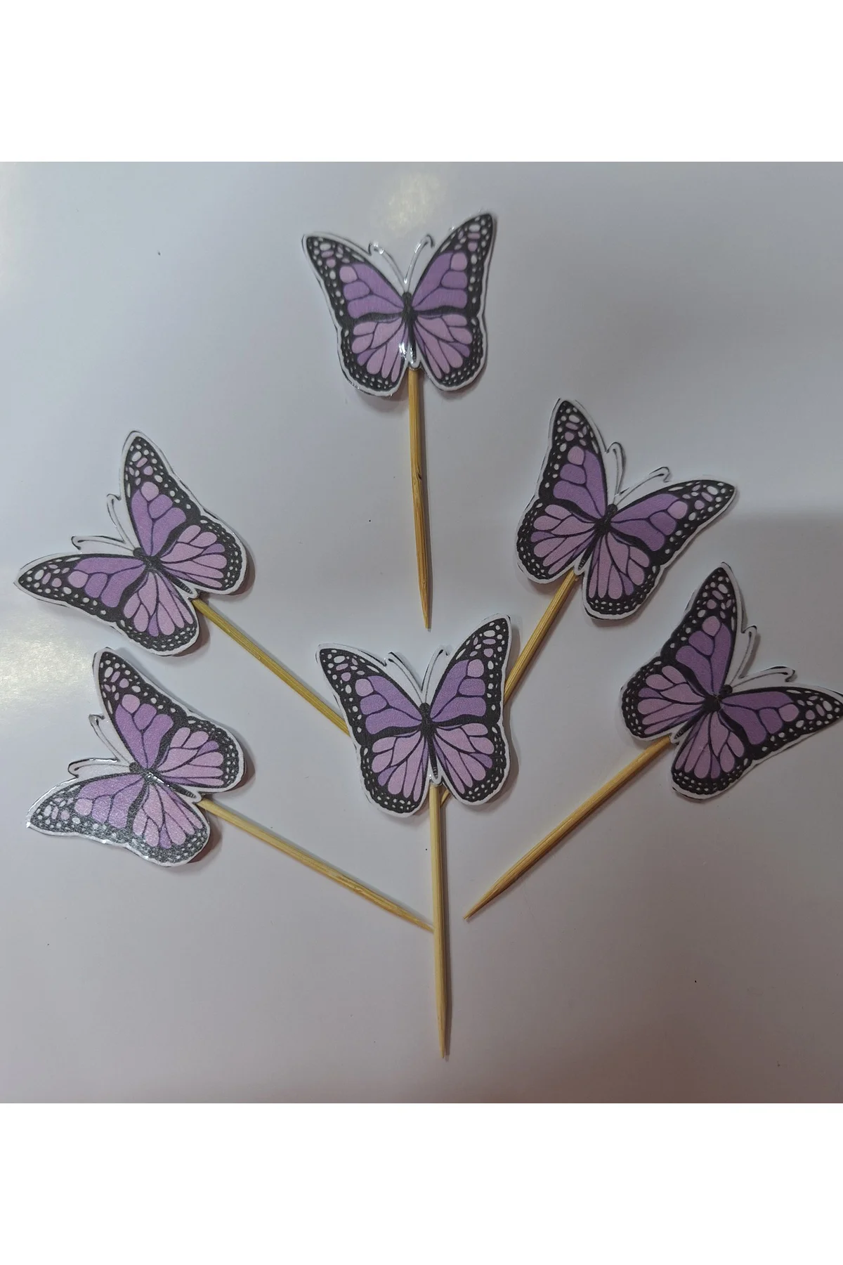 MOR KELEBEK KONSEPTLİ KÜRDAN PASTA SÜSÜ CUPKEK 15 'li