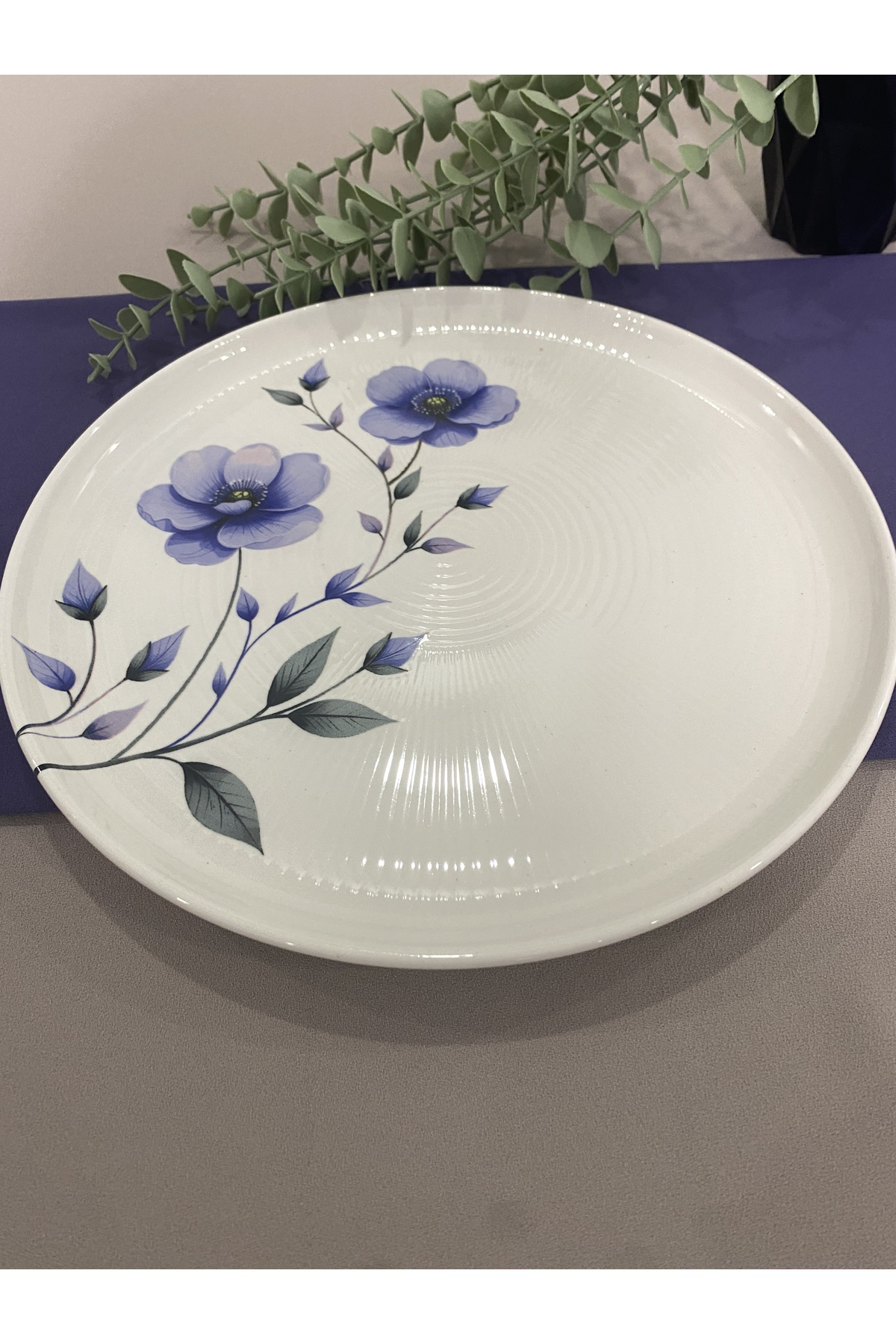 Mor Menekşe Model 25 cm büyük servis tabağı