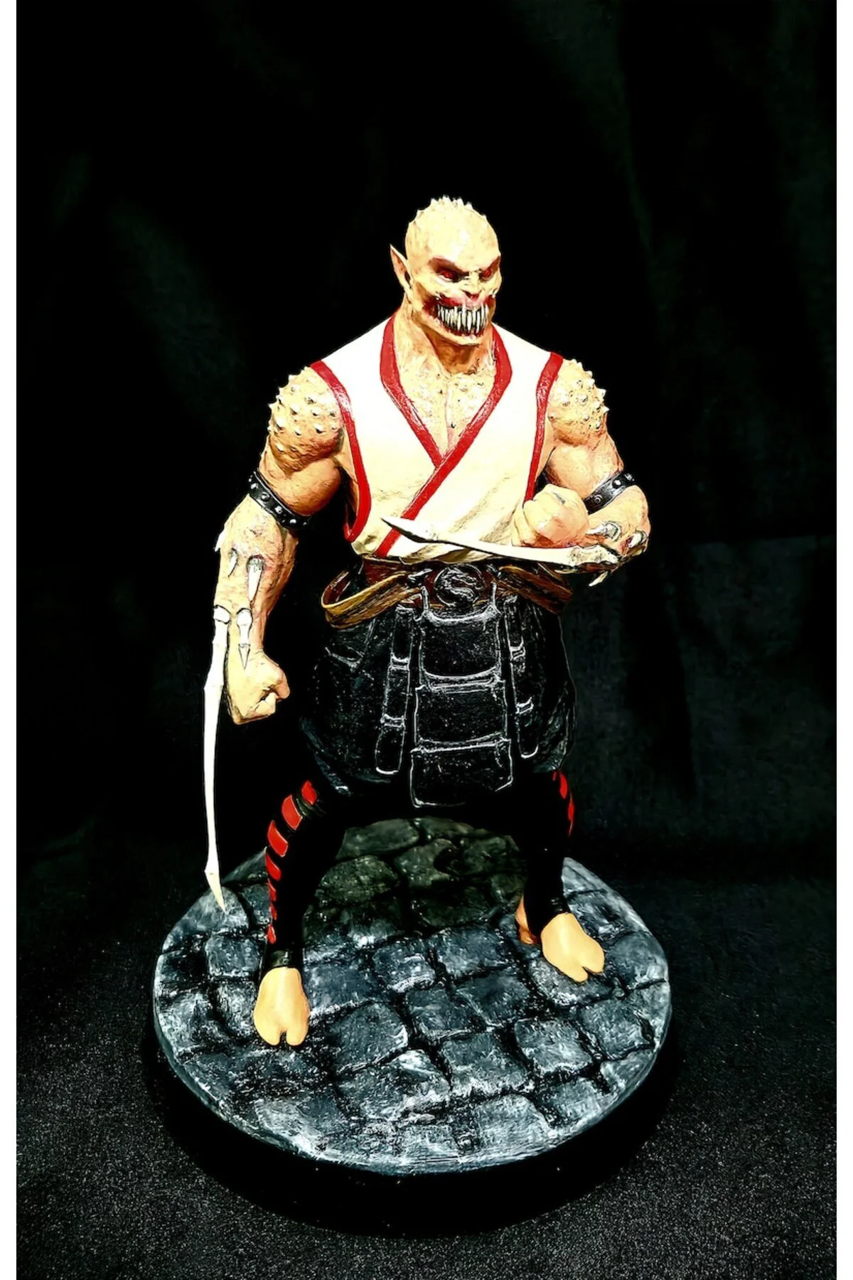 Mortal Kombat Baraka Figür Mortal Kombat Baraka Obje Büyük Boy 25CM