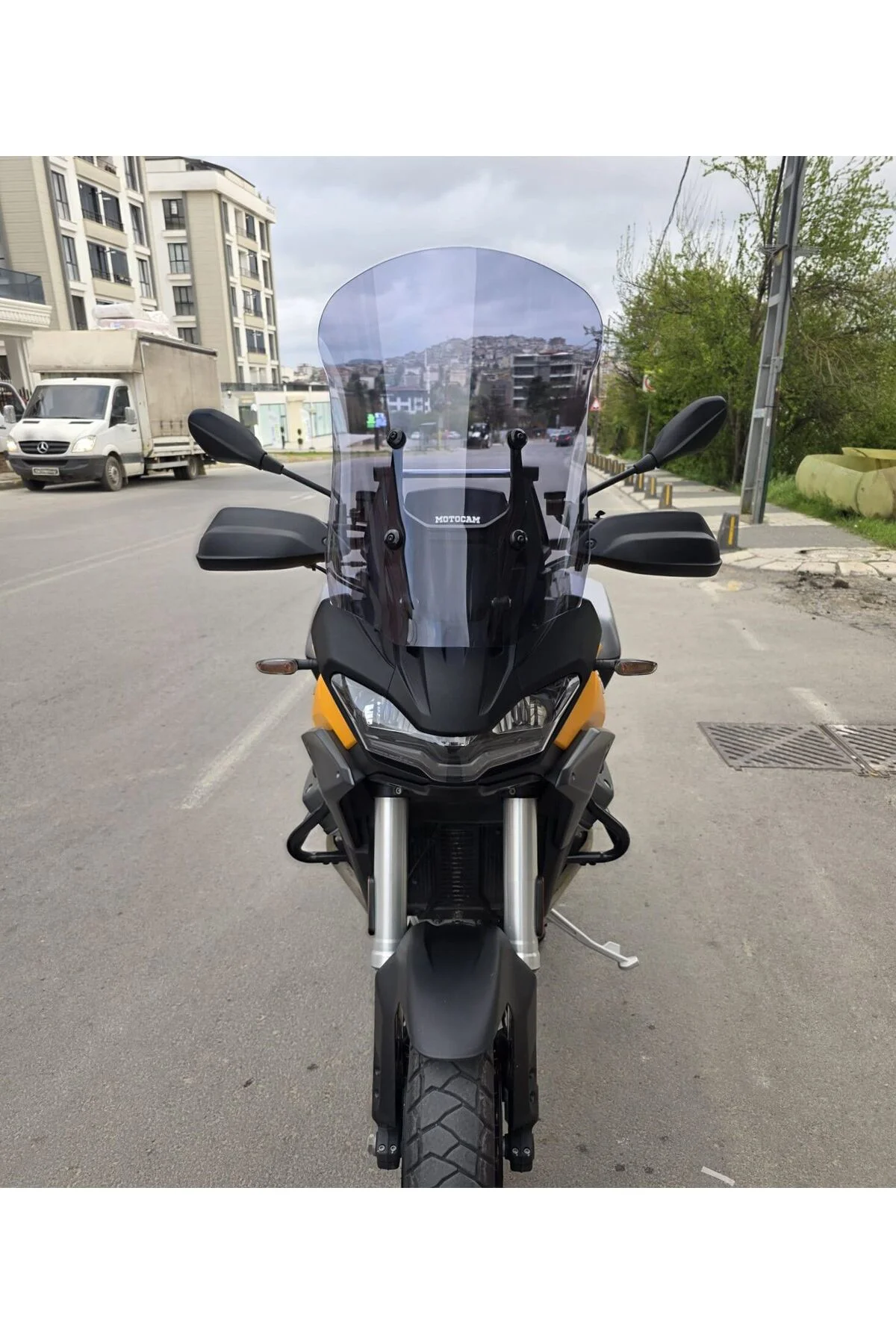Moto Guzzi V100 Mandello Ön Cam 2022-2026 Model 57cm Füme Renkli 4mm