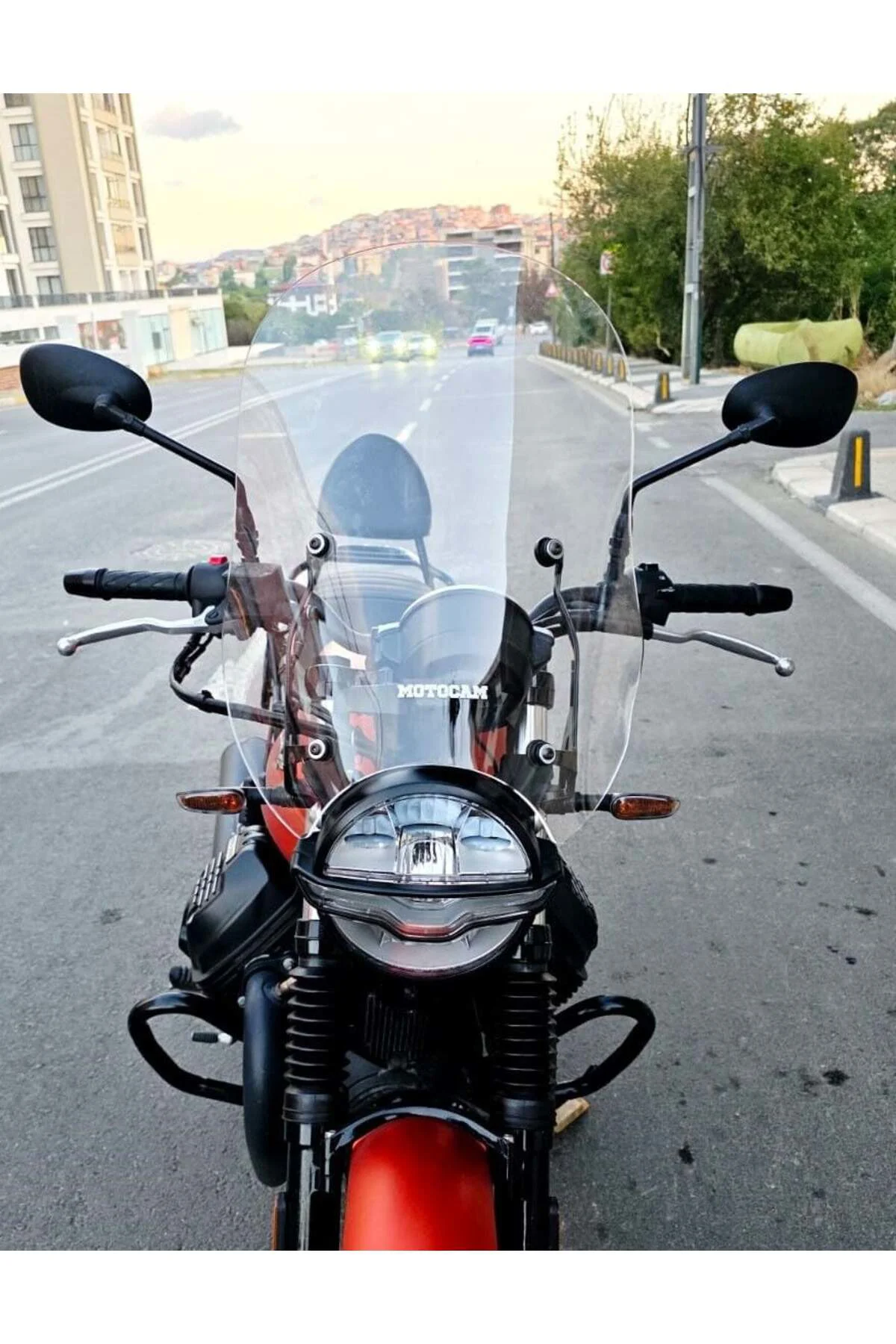 Moto Guzzi V7 Stone Ön Cam 2021-2023 Model 53cm Şeffaf Renkli 4mm APARATSIZ