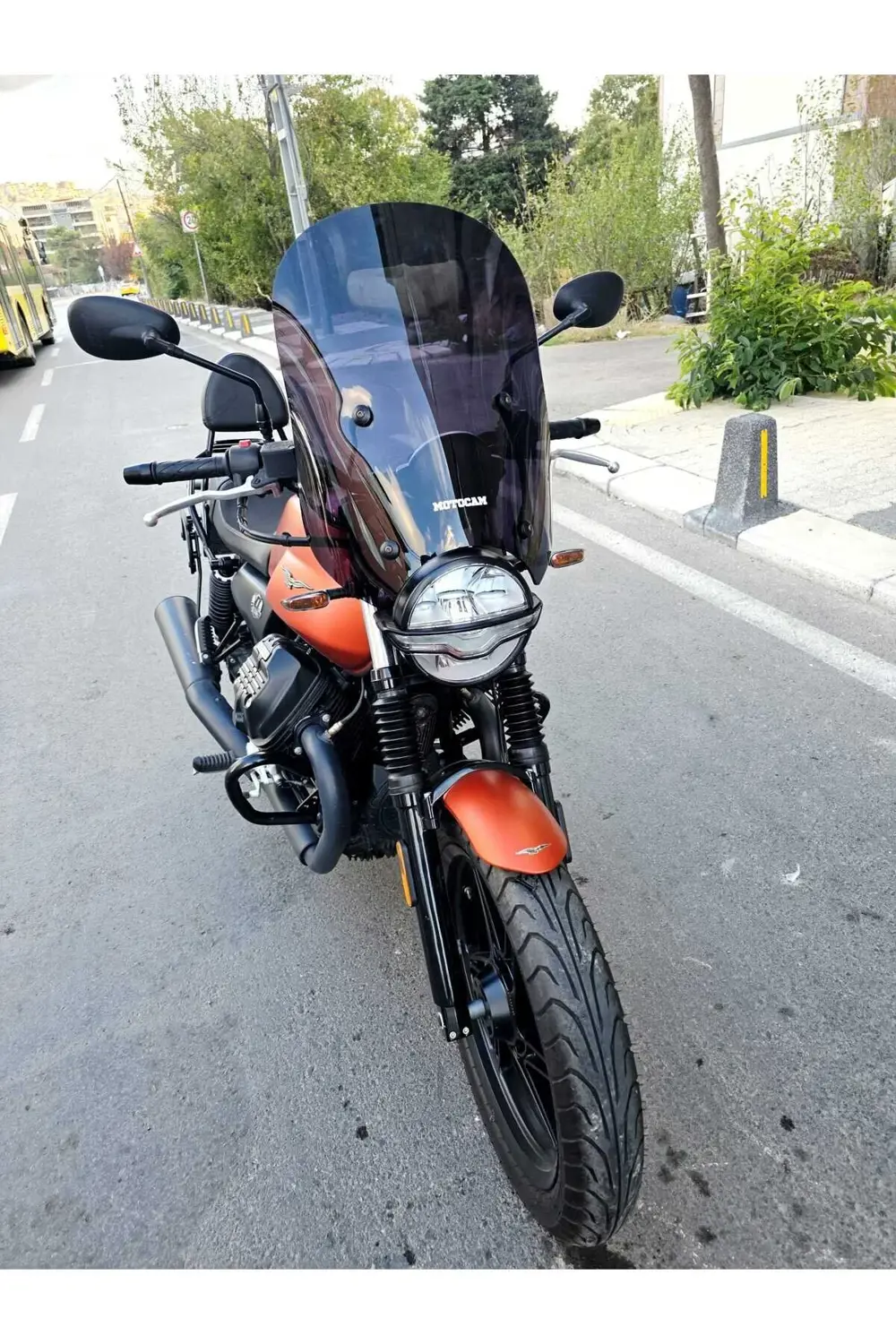 Moto Guzzi V7 Stone Siperlik Ön Cam 2021-2023 Model 53cm Siyah Re