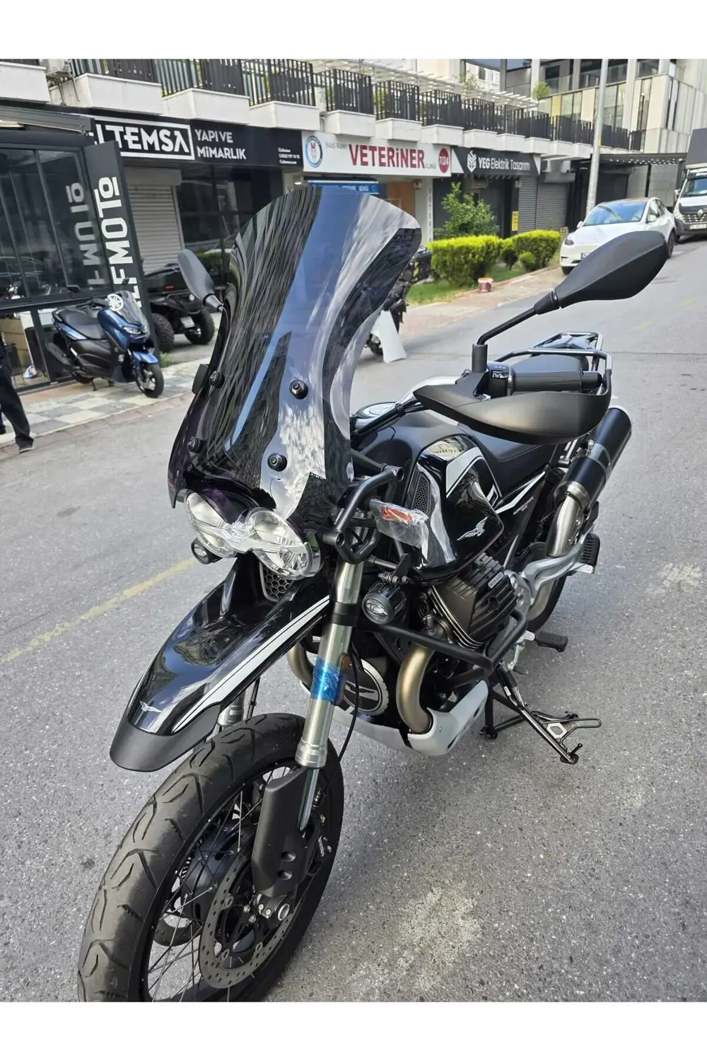 Moto Guzzi V85 Uyumlu Siperlik Ön Cam 2019-2023 Model 58cm Siyah
