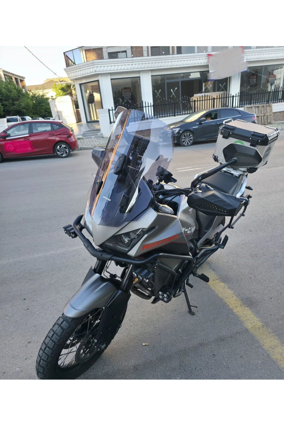 Moto Morini X-Cape 650 Ön Cam 2019-2026 Model 48cm Füme Renkli 4mm UZUN