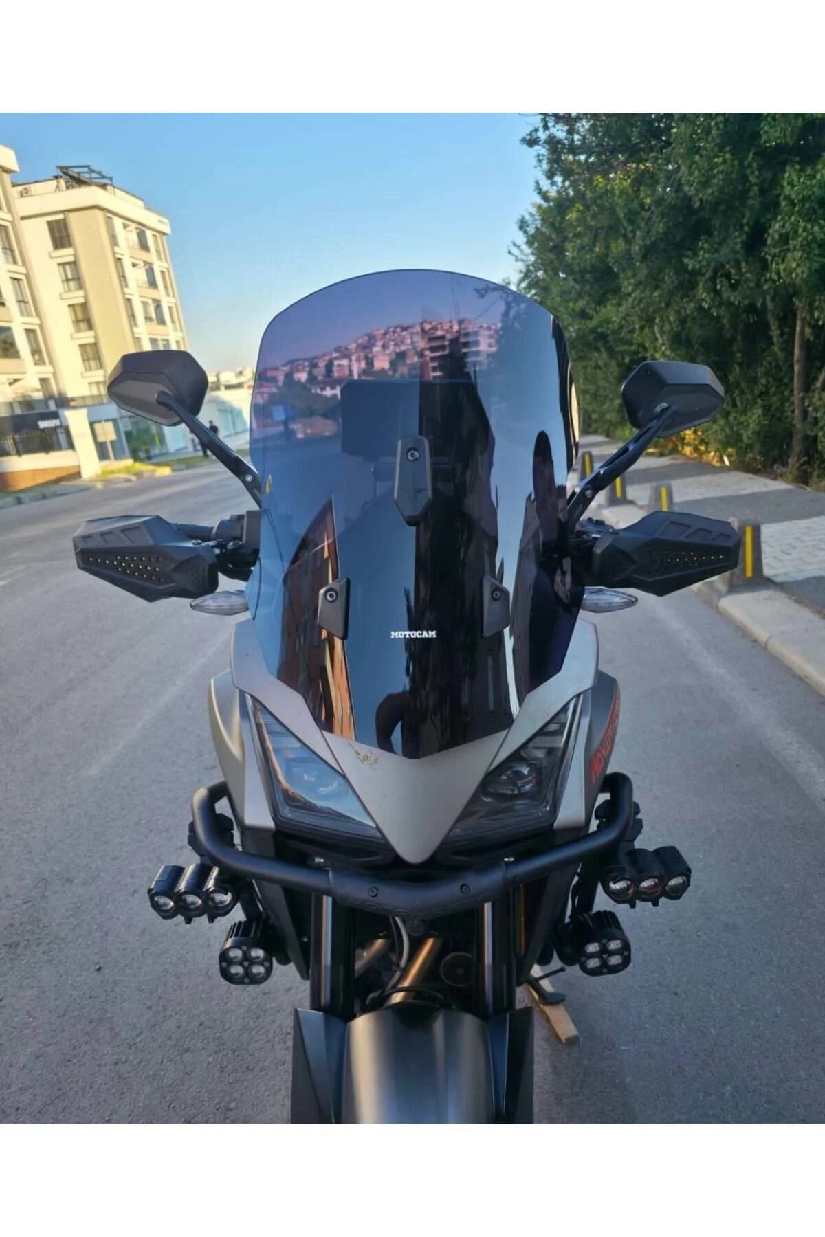 Moto Morini X-Cape 650 Ön Cam 2019-2026 Model 48cm Siyah Renkli 4mm UZUN