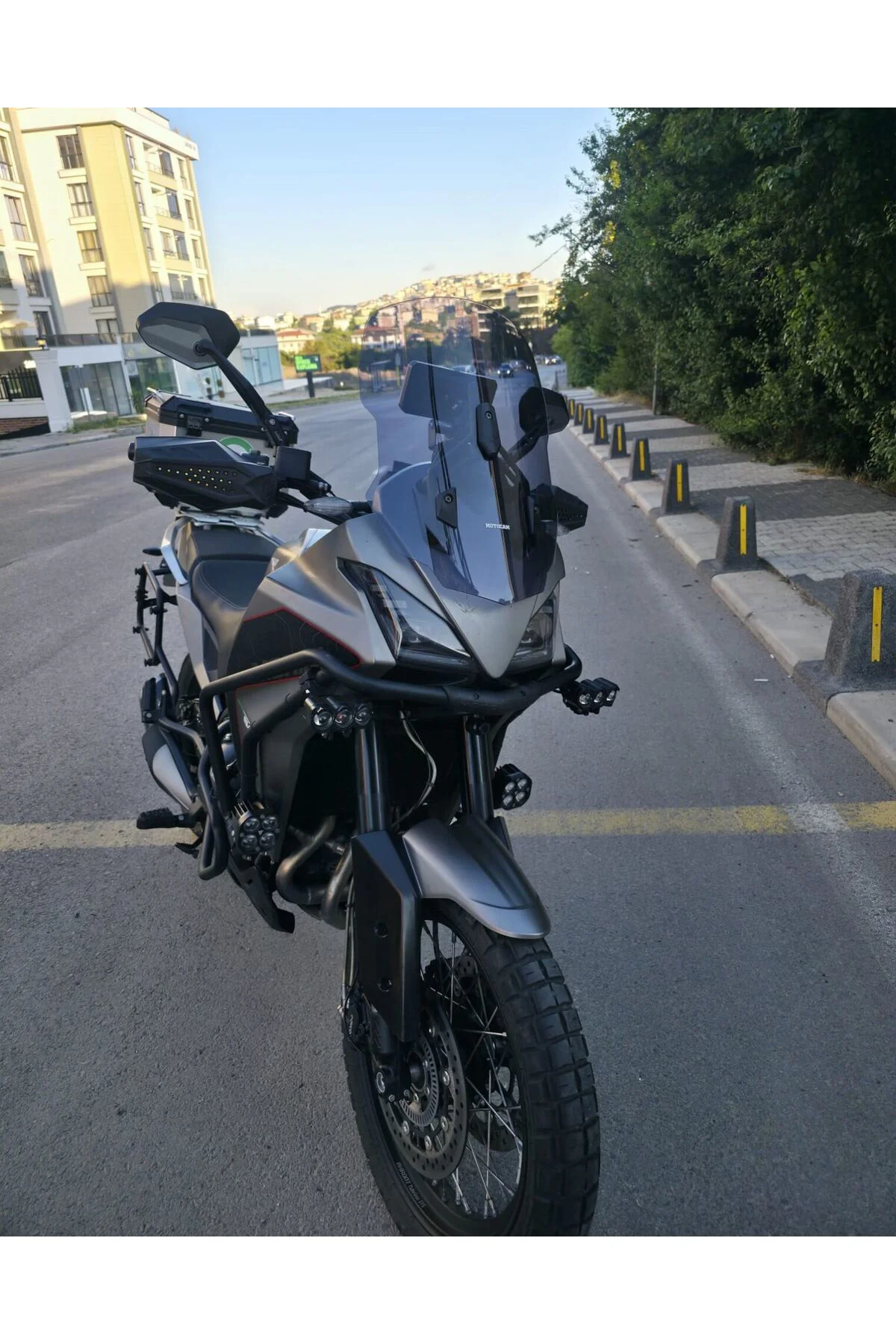 Moto Morini X-Cape 650 Ön Cam 2019-2026 Model 48cm Füme Renkli 4mm UZUN