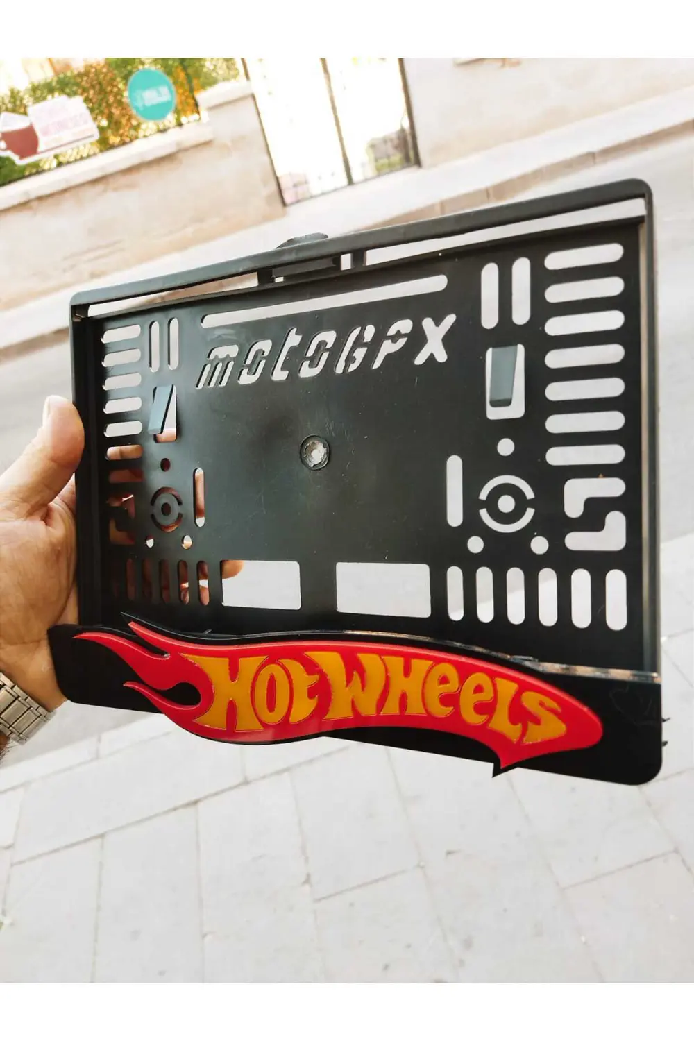 MOTOR PLAKALIK HOT WHE ELS LAZER KESİM PLEKSİ