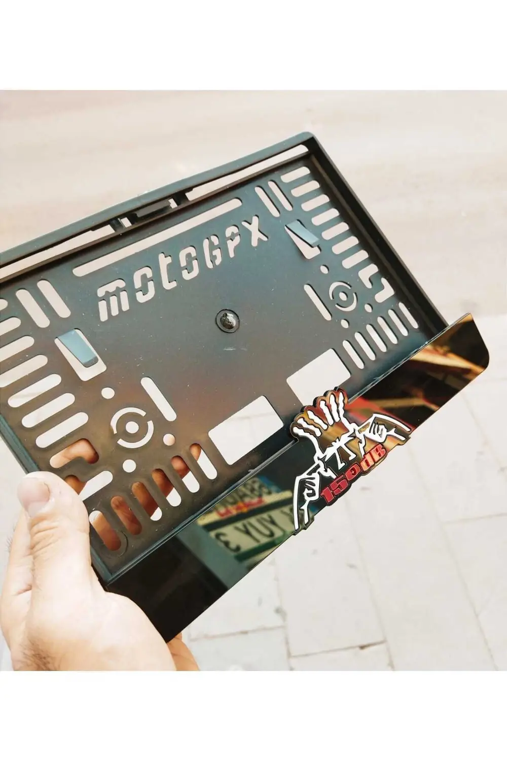 MOTOR PLAKALIK YÜKSEK SES VOLUME LAZER KESİM PLEKSİ ( 1 ADET )