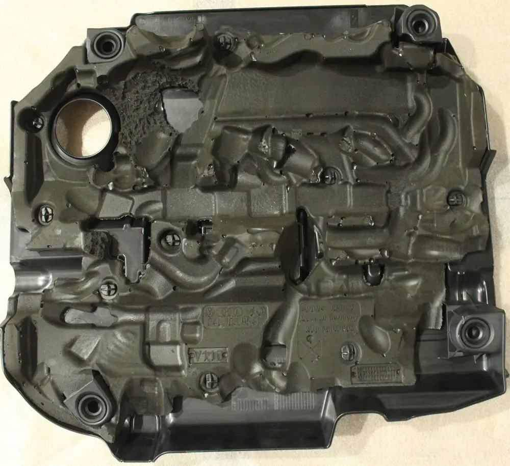 Motor Plastik Üst Kapağı (VW Orjinal)(04L103954T)(Golf 7 1.6 TDI)