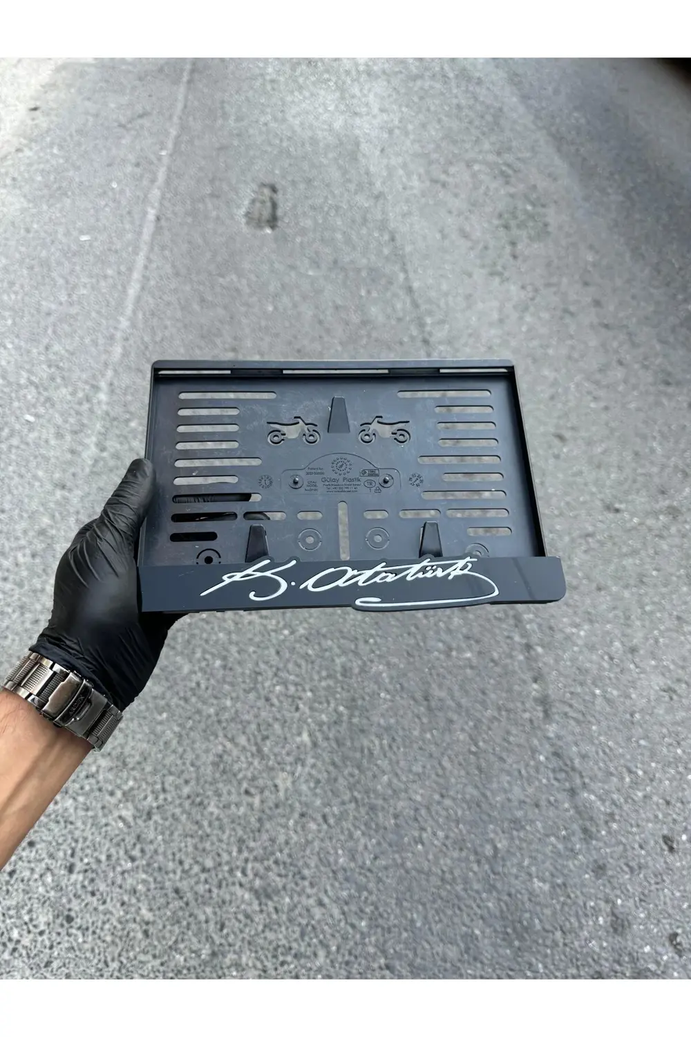 Motor Pleksi Plakalık