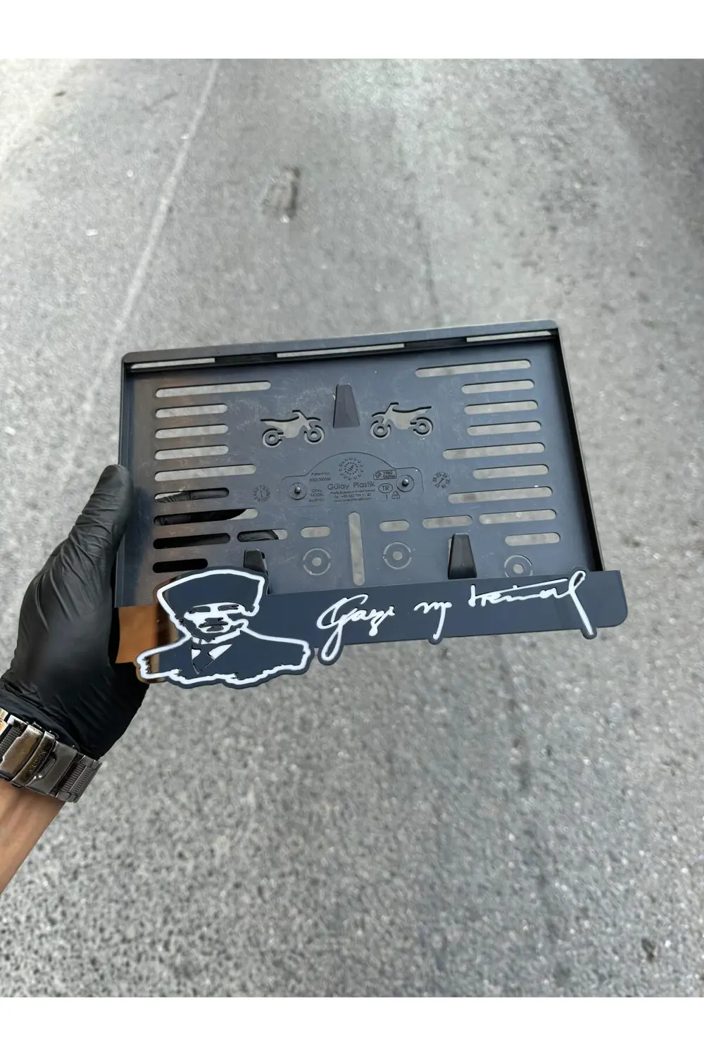 Motor Pleksi Plakalık