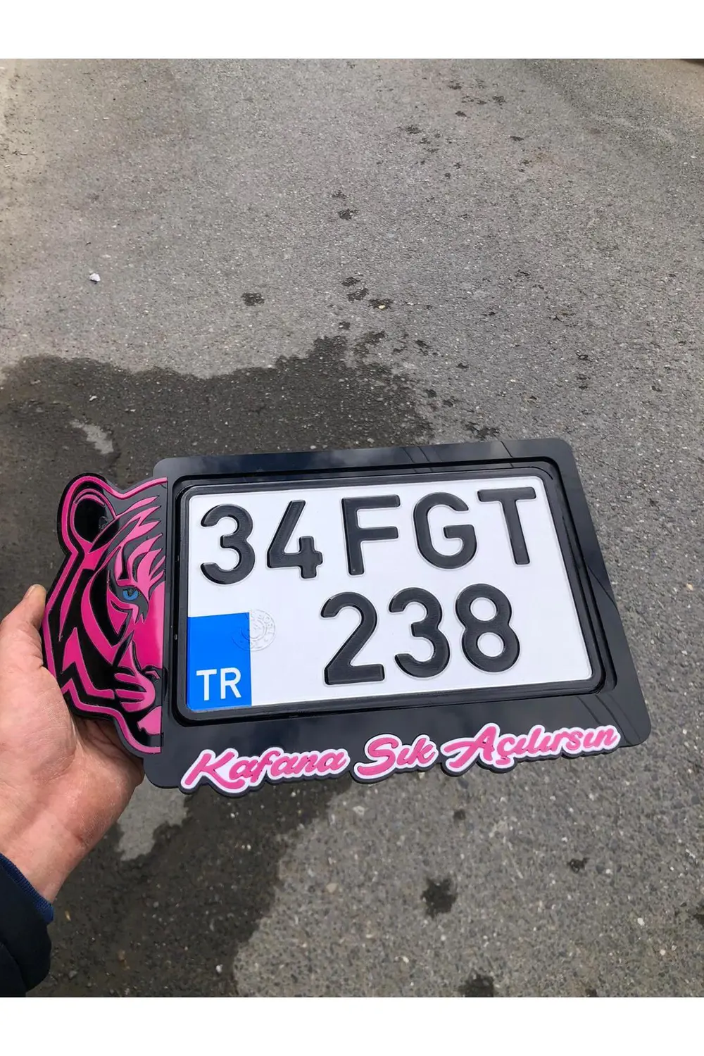 Motor Pleksi Plakalık