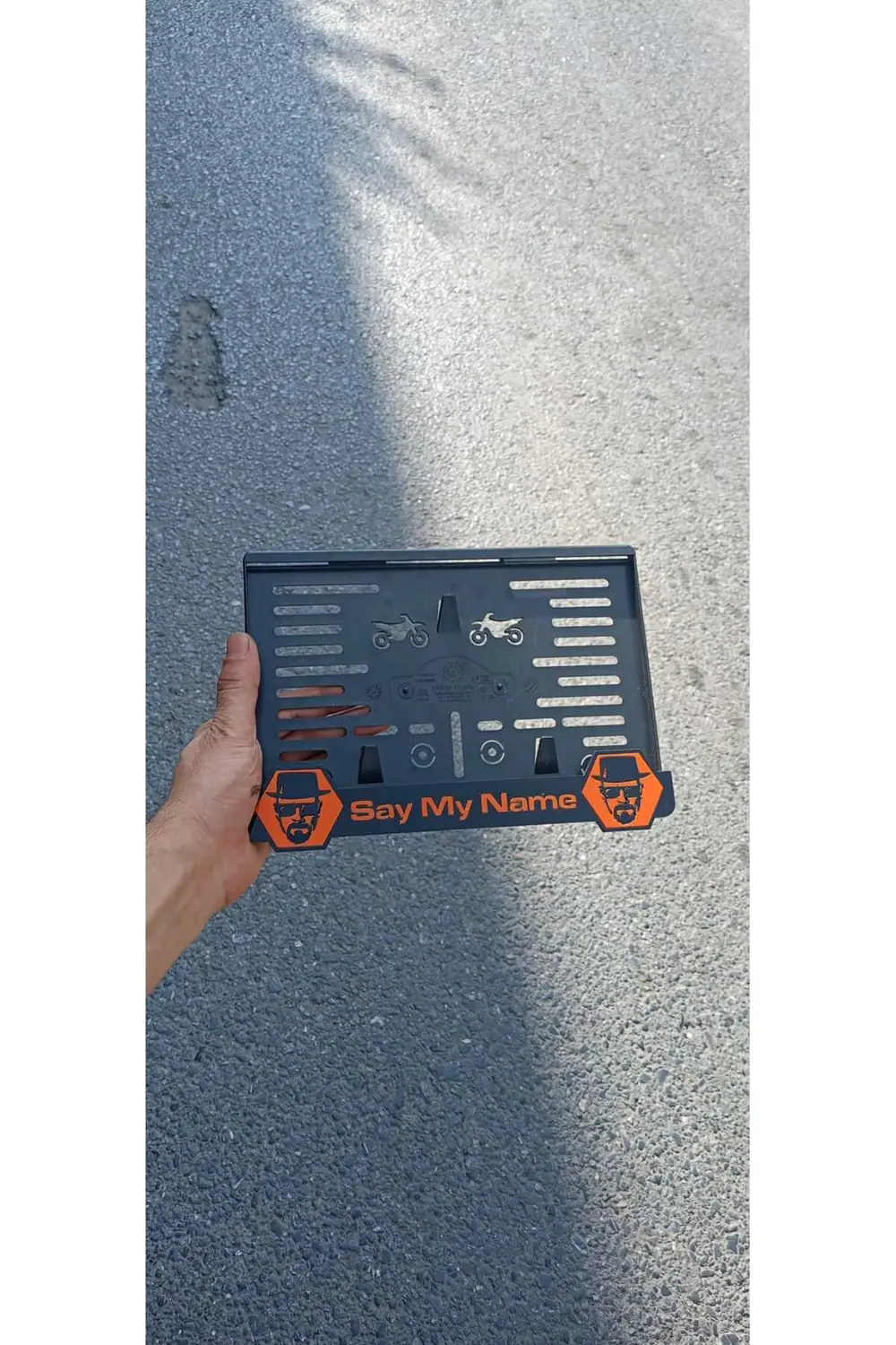 Motor Pleksi Plakalık