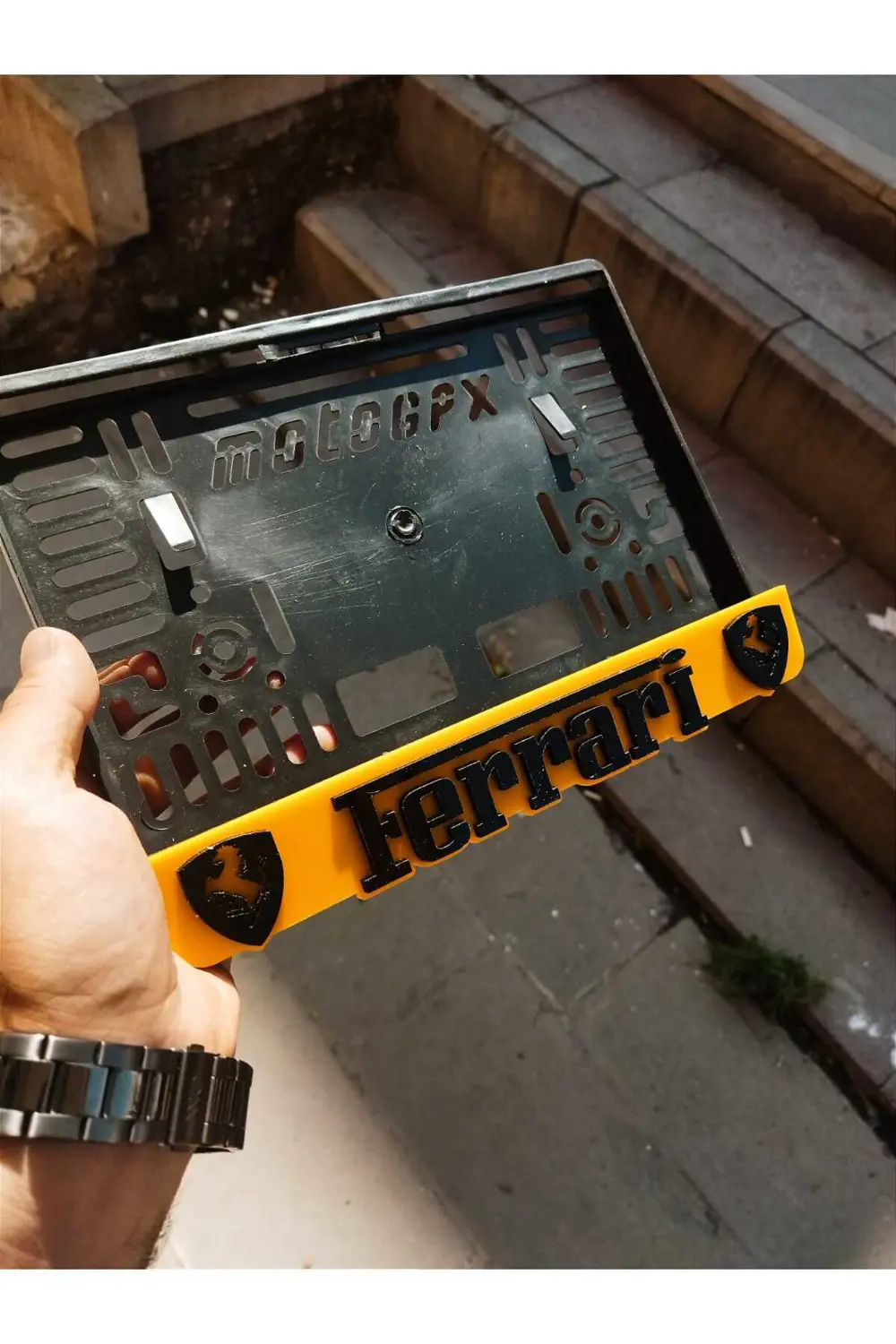 Motorsiklet Plakalık Ferrari Lazer Kesim Pleksi plakalık | kişiye